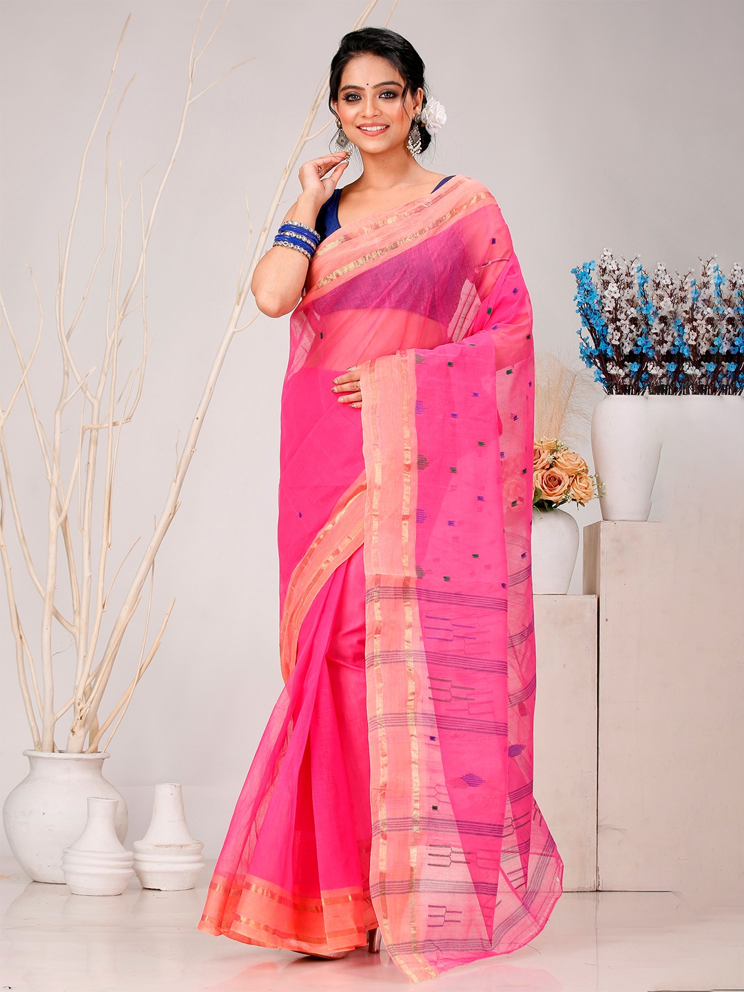 

PuJoy Woven Design Zari Pure Cotton Taant Saree, Pink