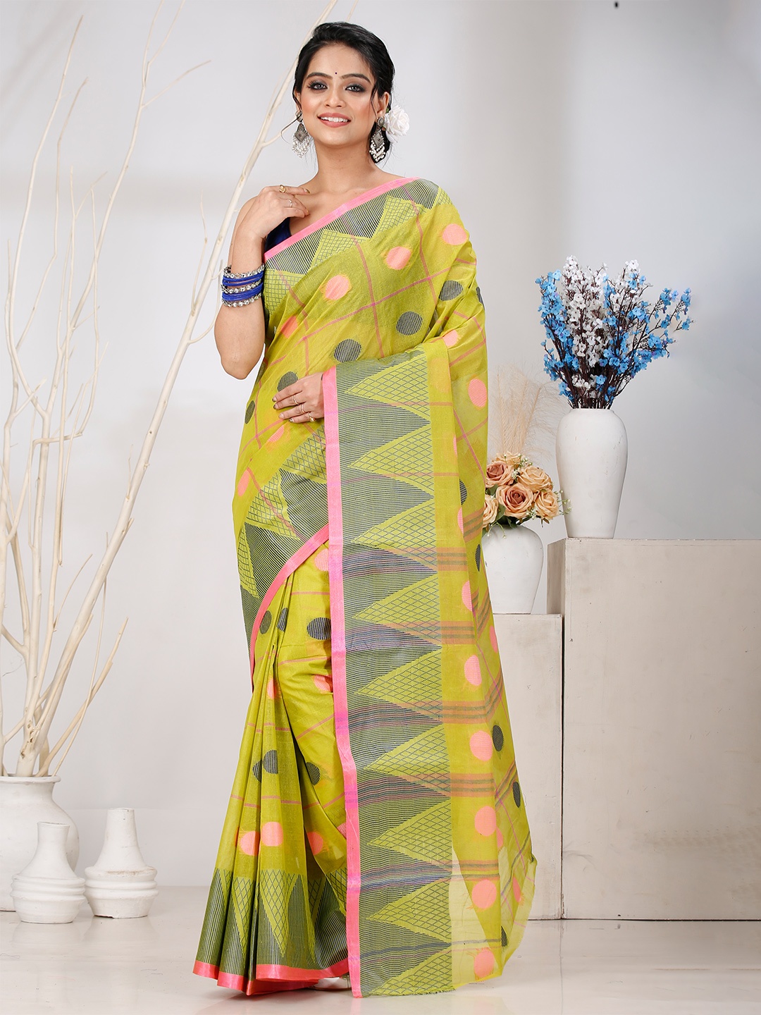 

PuJoy Woven Design Zari Pure Cotton Taant Saree, Yellow