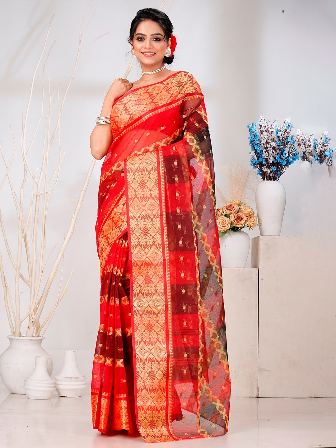 

PuJoy Ethnic Motifs Zari Pure Cotton Taant Saree, Red