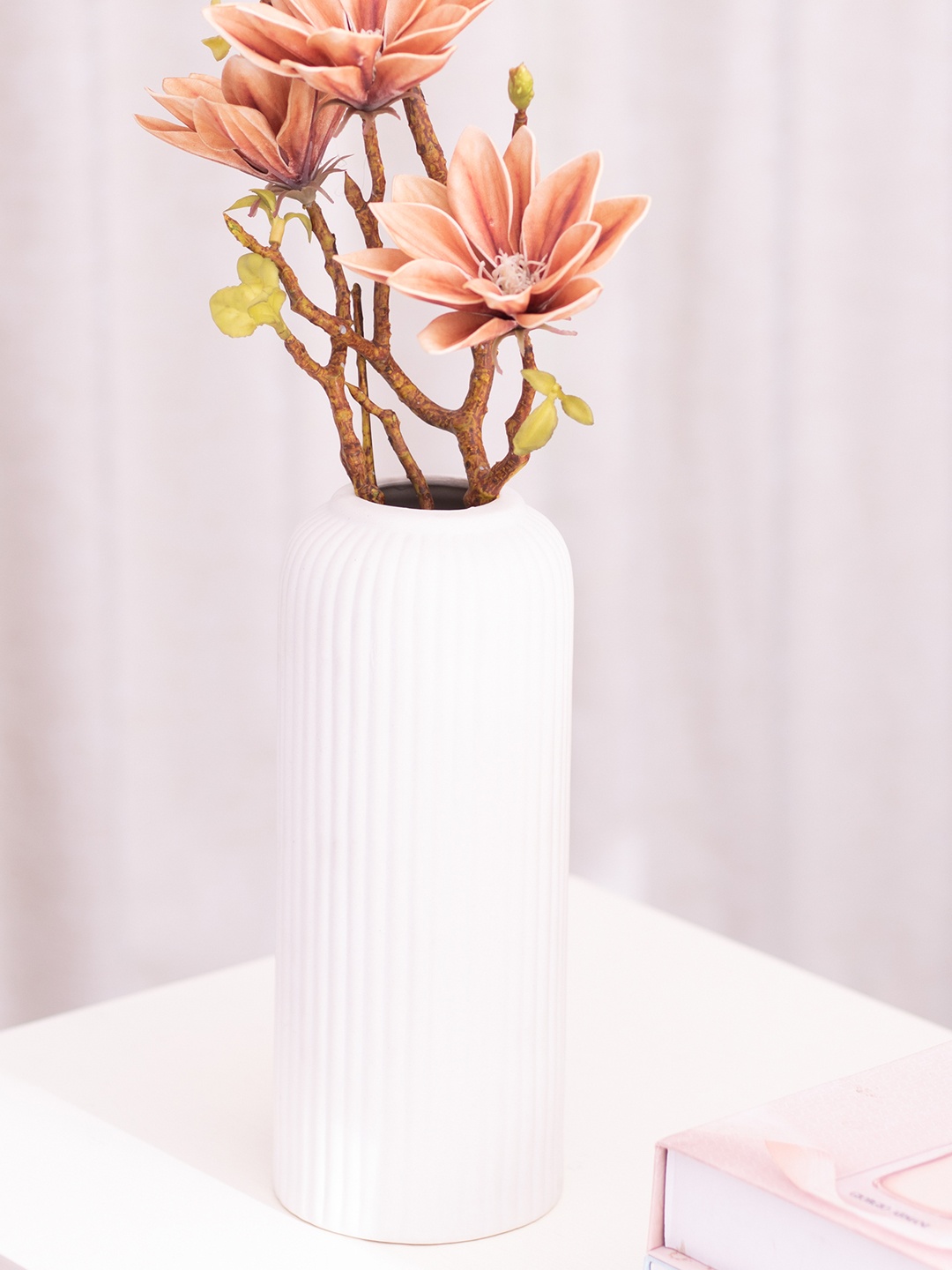 

The Decor Mantra White Textured Ceramic Flower Vase
