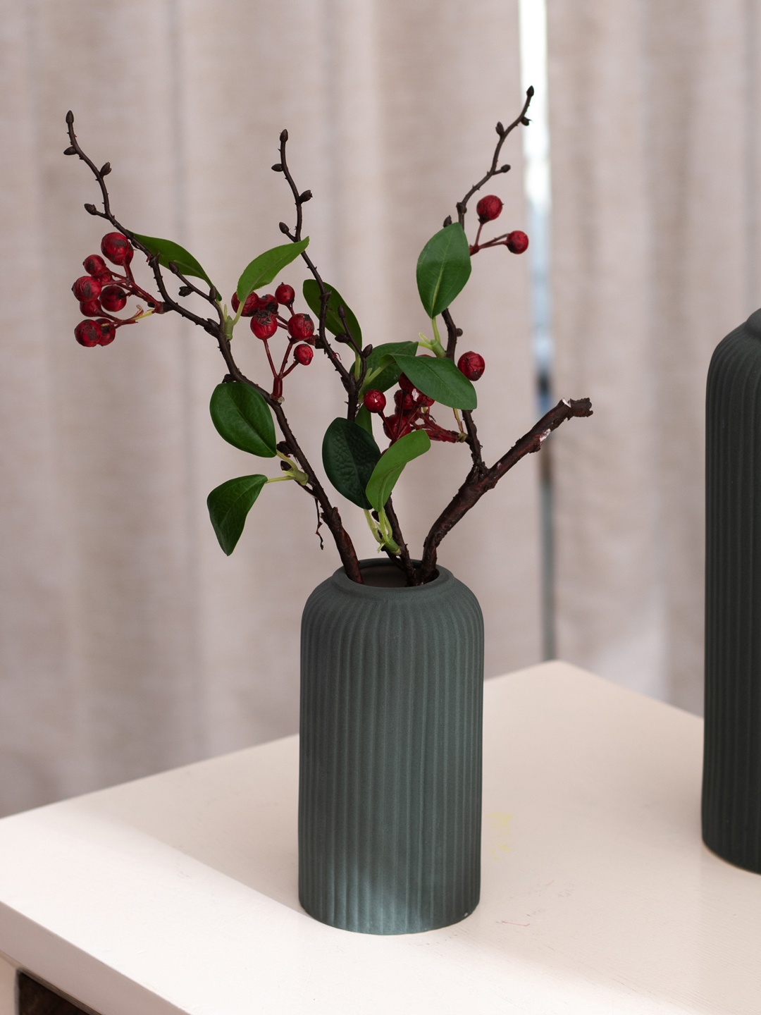 

The Decor Mantra Green Textured Flower Vases