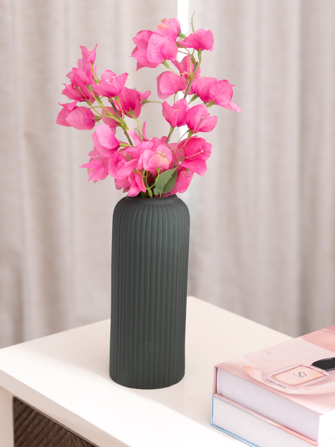 

The Decor Mantra Green Textured Ceramic Flower Vase