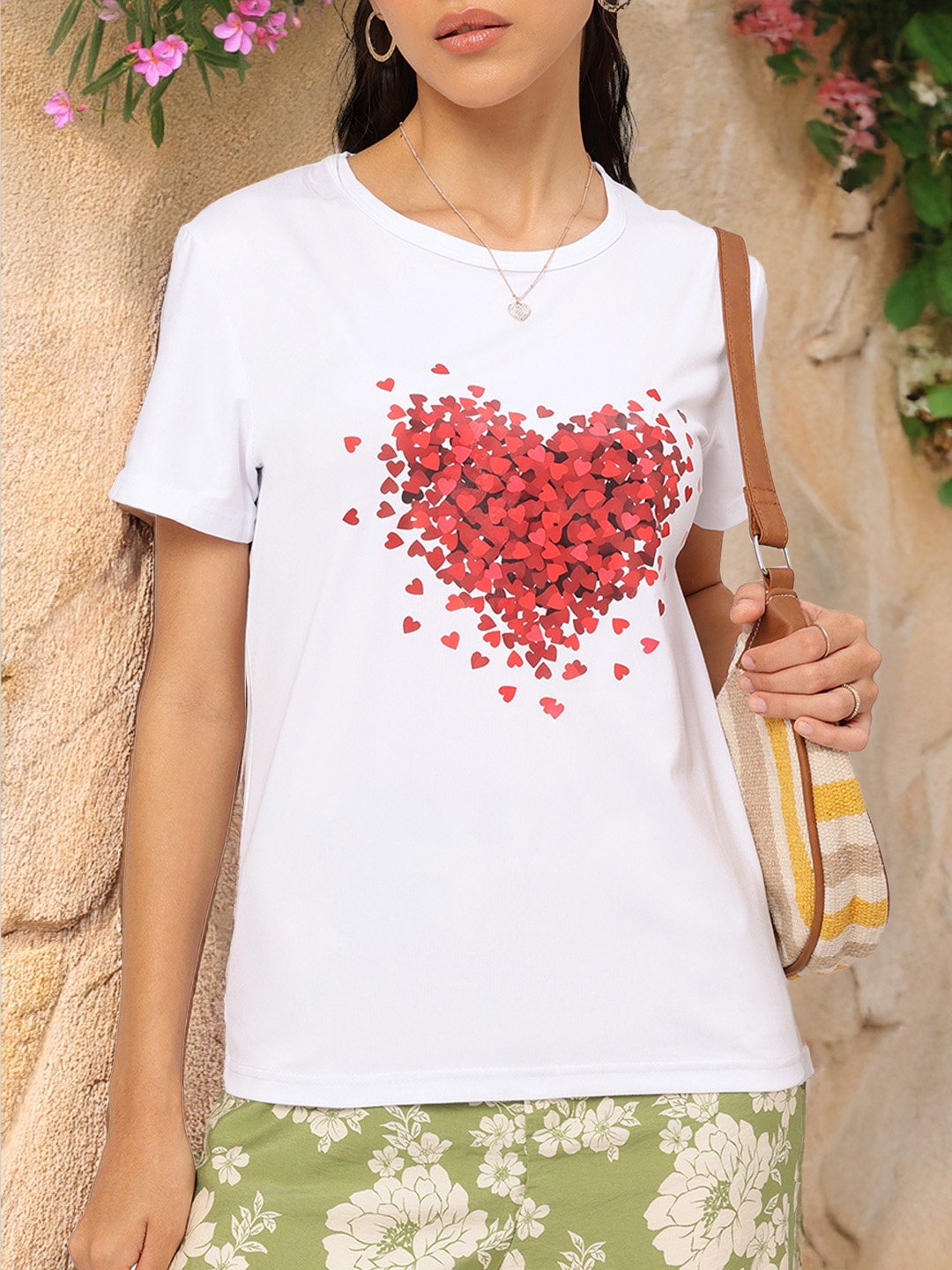 

DressBerry Cupid's Favorite Printed T-shirt, White