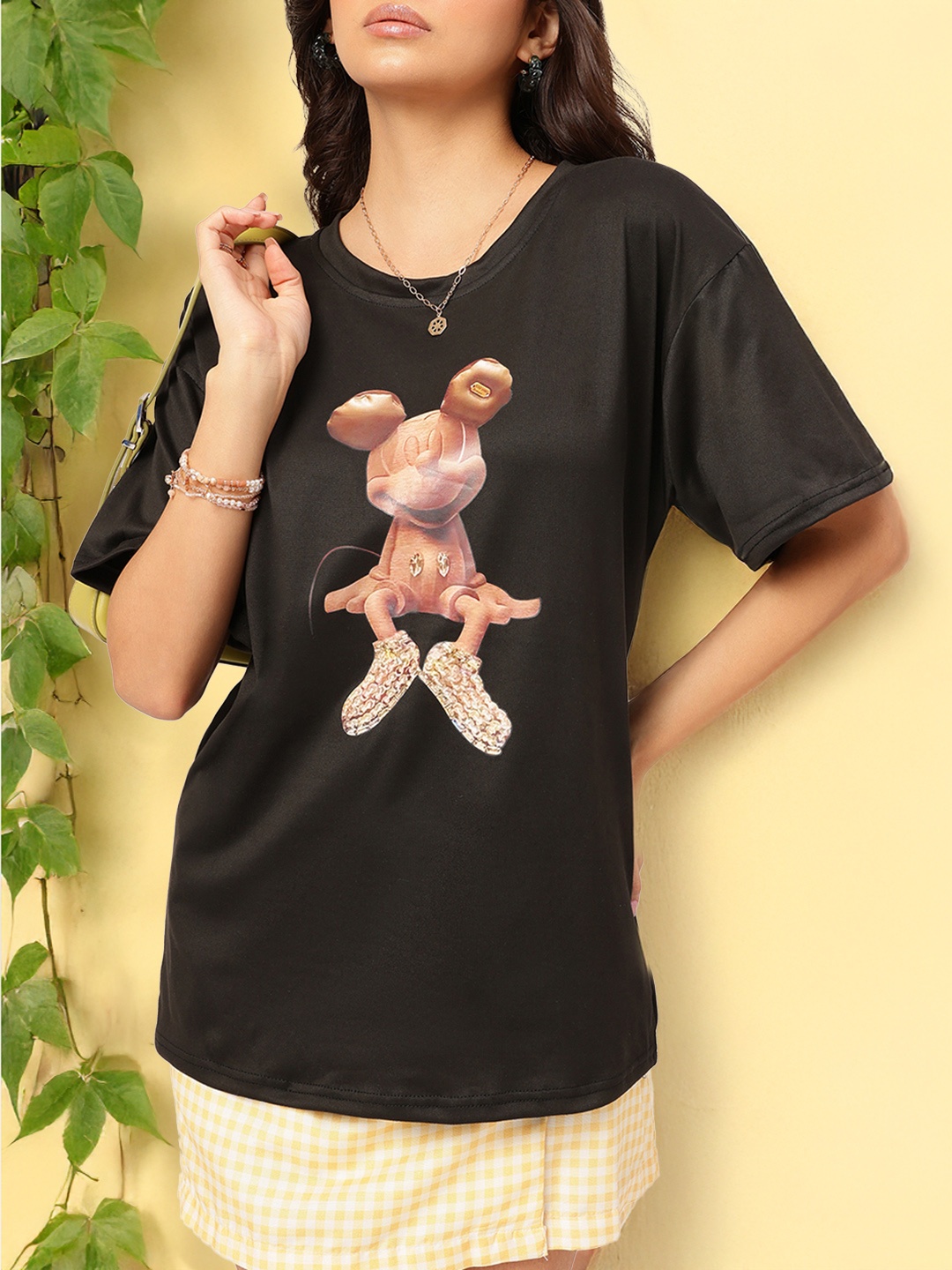 

DressBerry Disney Daze Printed Relaxed T-shirt, Black