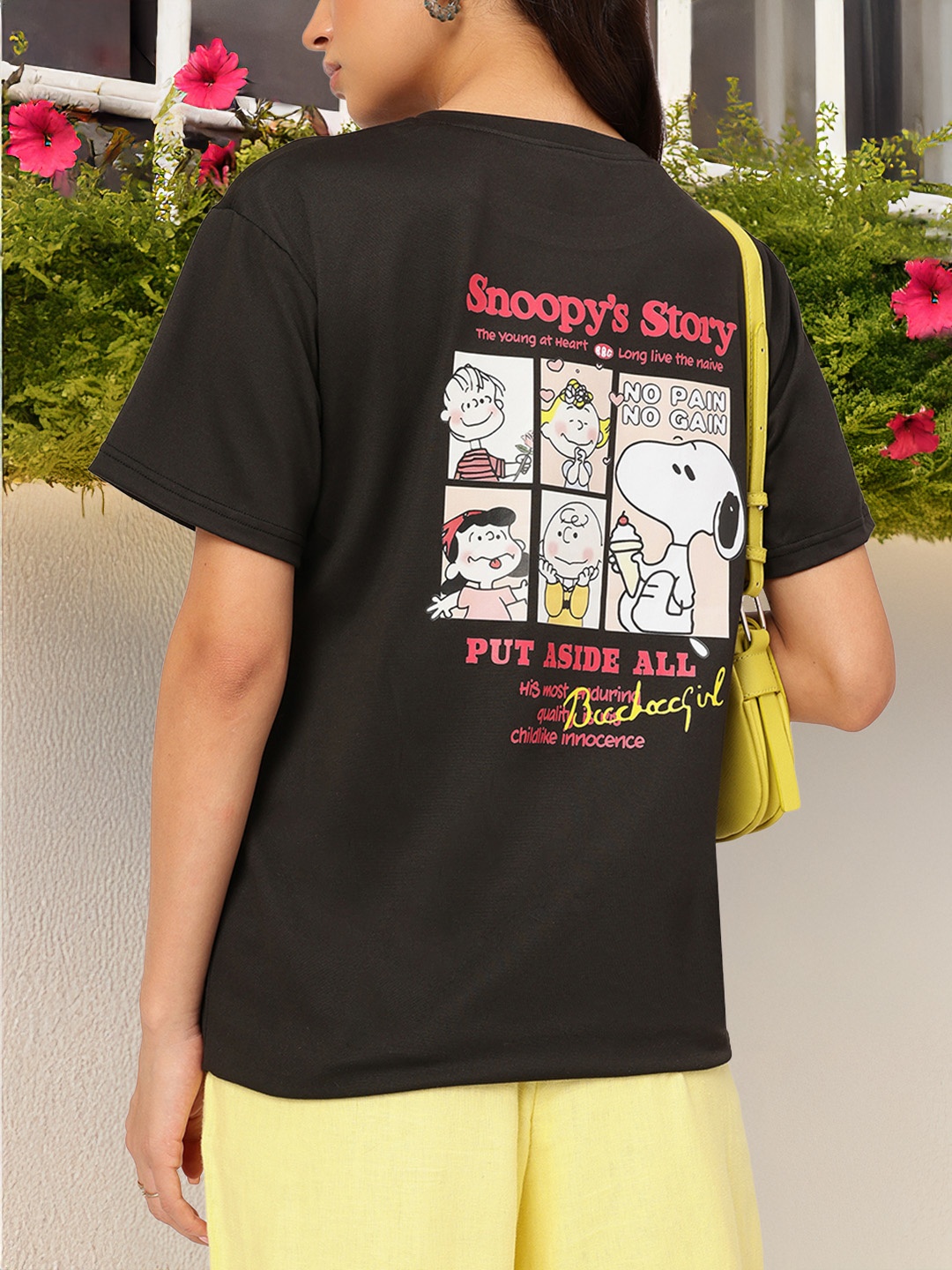 

DressBerry Typography Printed Round Neck T-shirt, Black