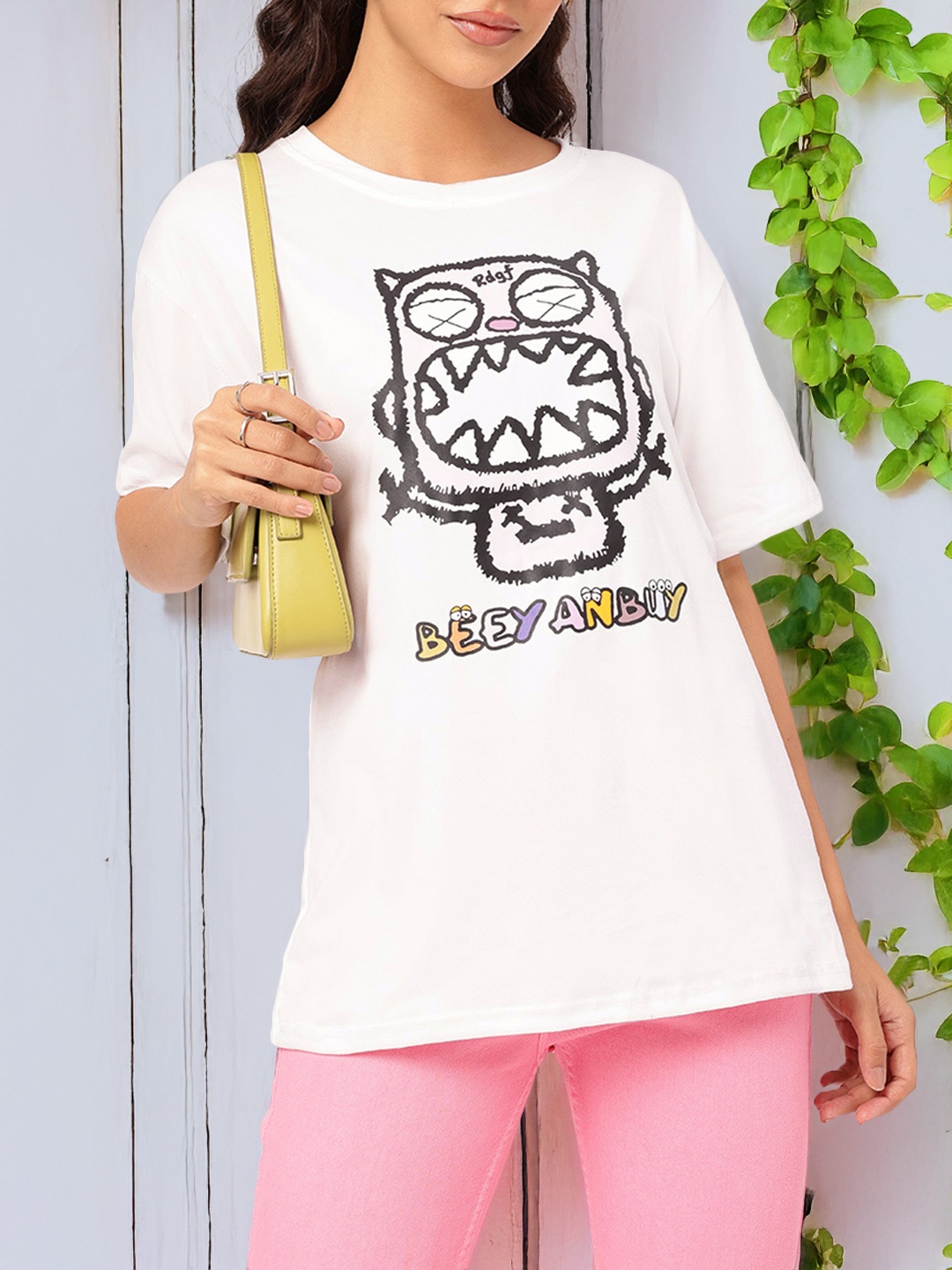 

DressBerry Casual Comic Playful Printed Relax Longline Tee, White