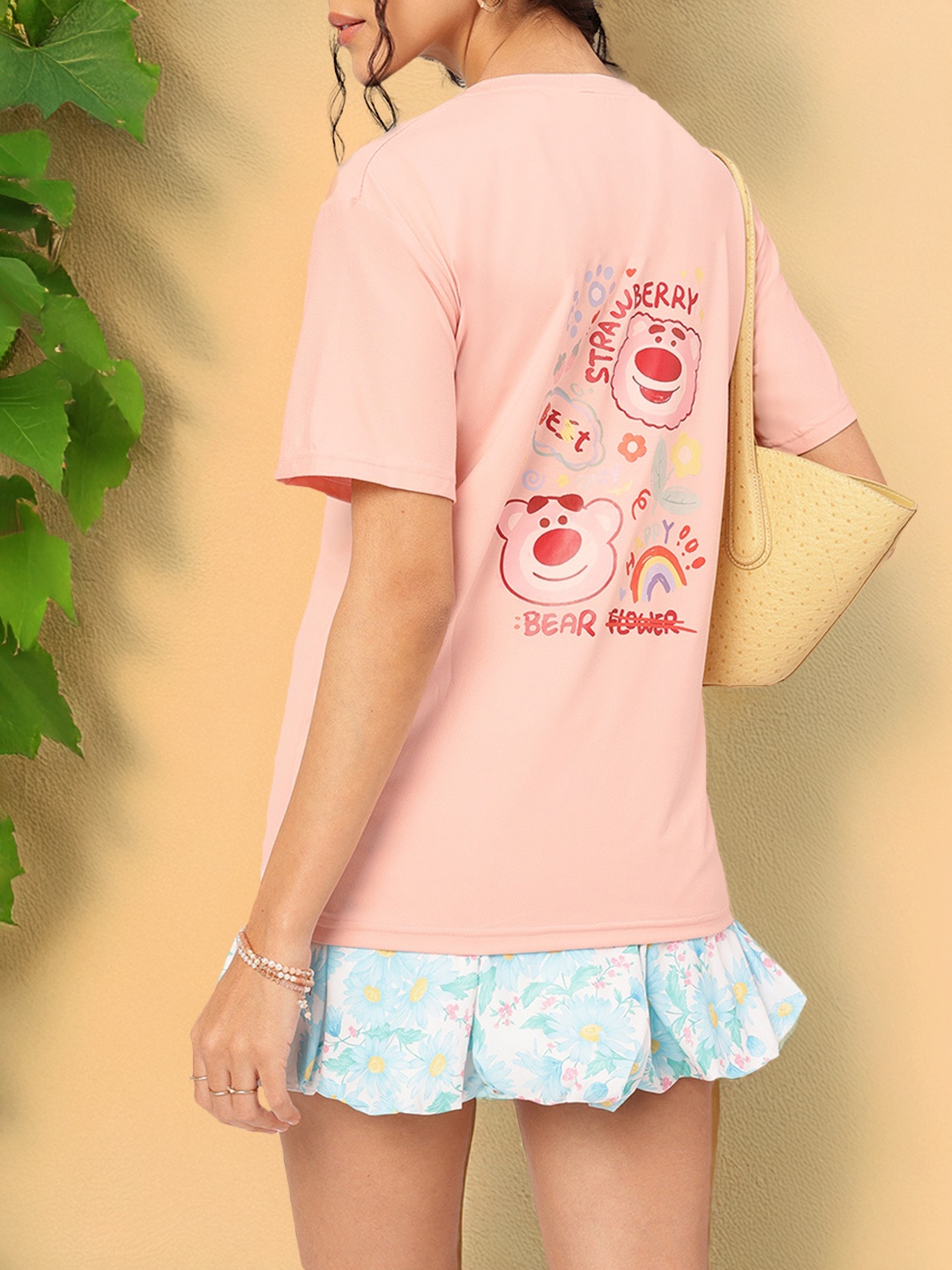

DressBerry Cuddly Classics Sketchy Chic Printed T-shirt, Pink