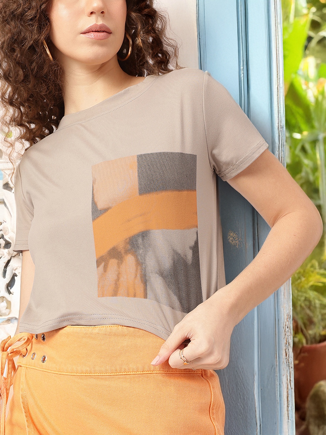 

DressBerry Everyday Essential Placement Print T-shirt, Taupe