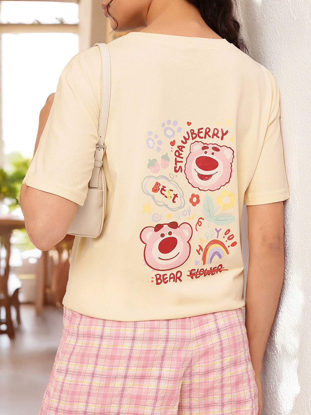 

StyleCast Bear-y Cute Drop-It Sleeves Graphic Tee, Yellow