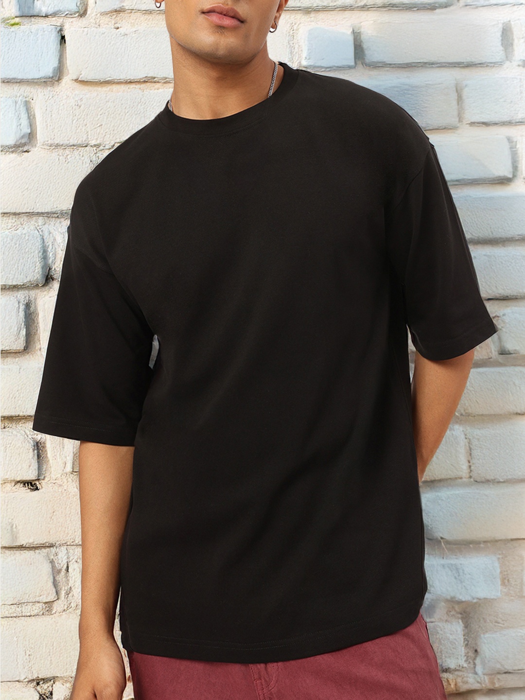 

Kook N Keech Tailored Basics Drop-Shoulder Sleeves Oversized T-shirt, Black