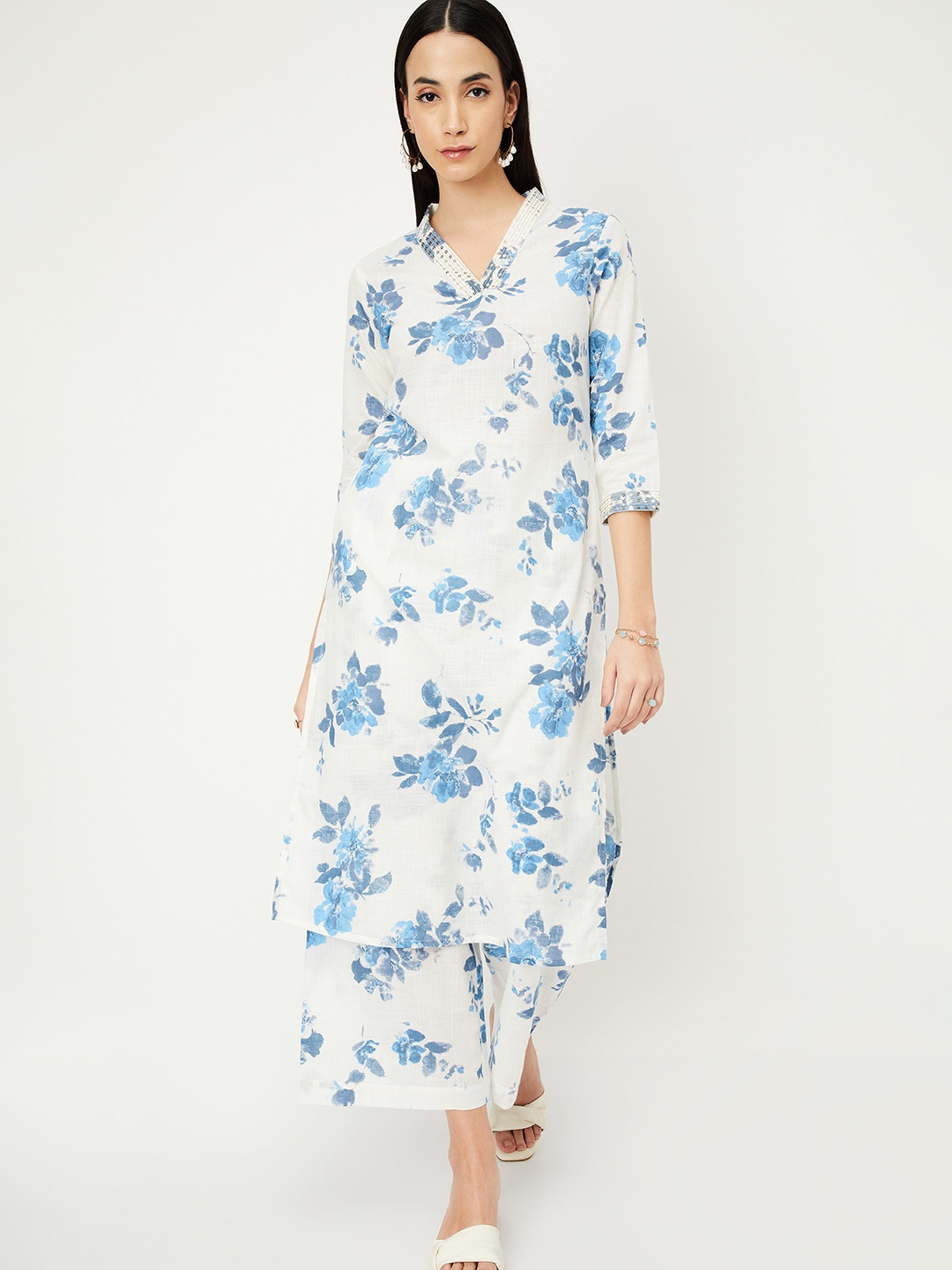 

max Floral Printed Sequinned Kurta with Palazzos, Off white