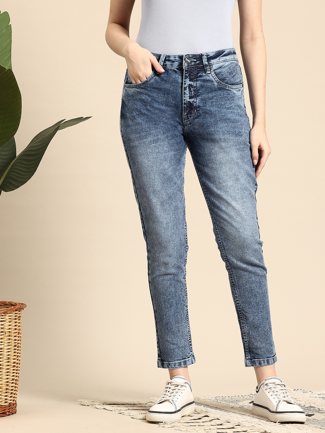 

Mast & Harbour Women Light Fade Stretchable Mom Fit Jeans, Blue