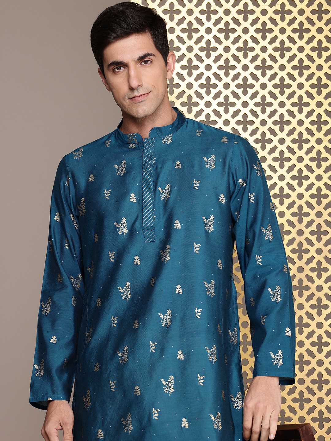 

House of Pataudi Jashn Indie Floral Foil Printed Kurta, Blue