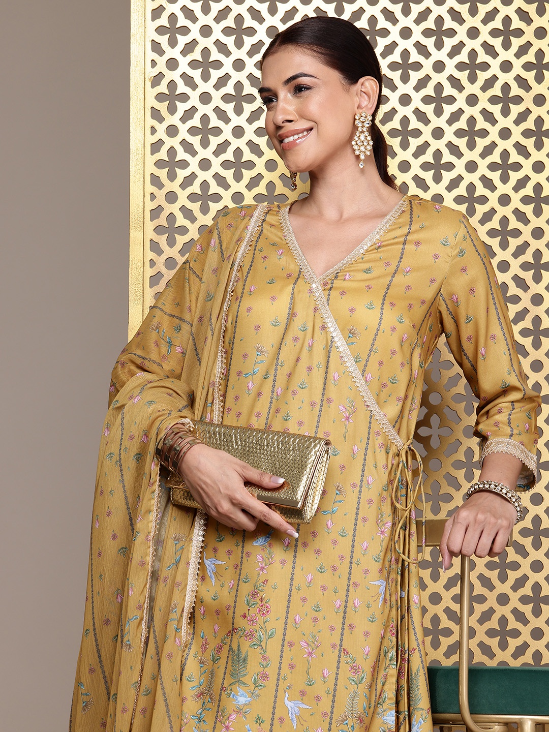 

House of Pataudi Women Floral Printed Angrakha Jashn Kurta Set, Mustard