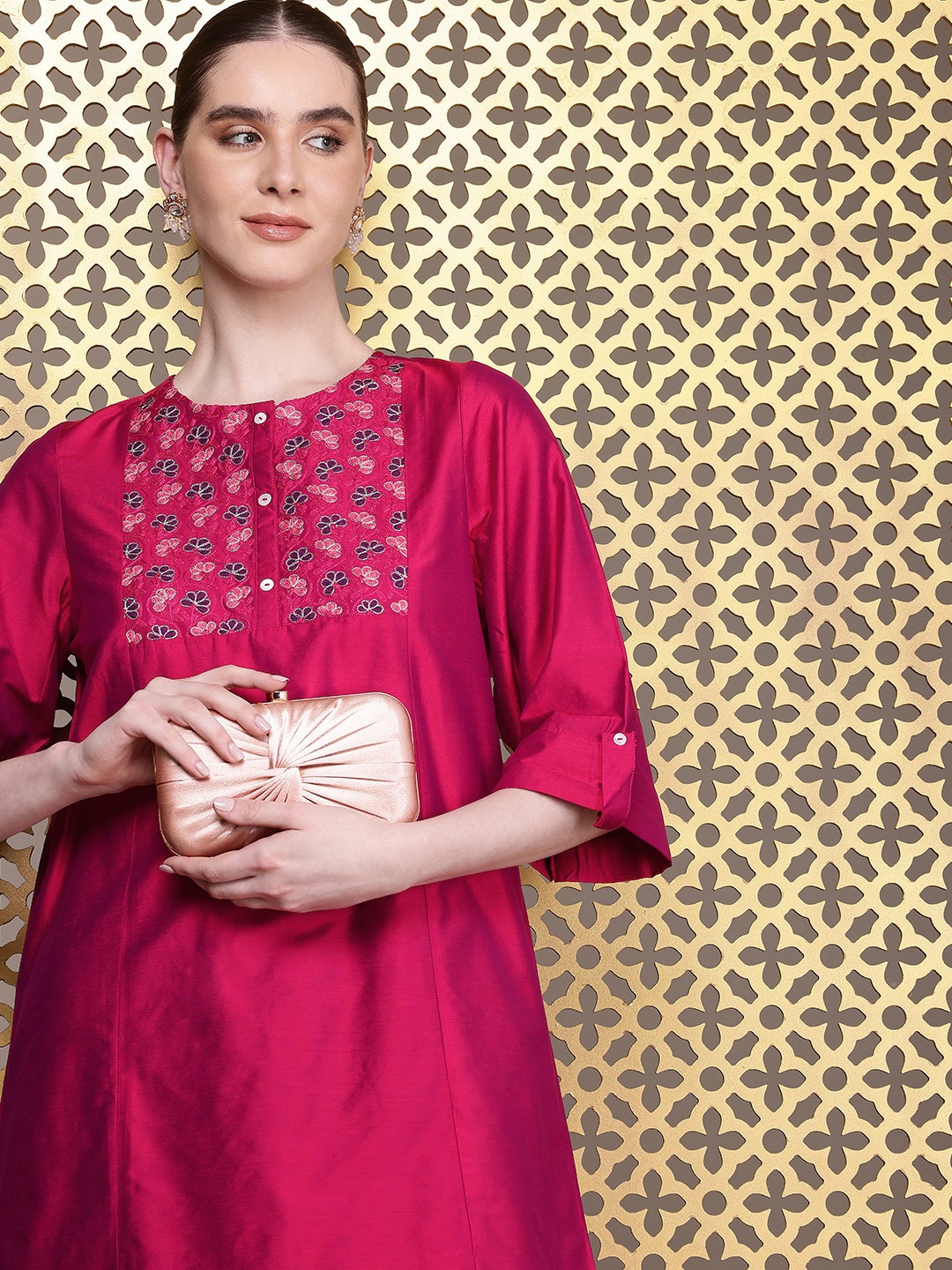 

House of Pataudi Jashn Floral Embroidered Thread Work Kurti with Trousers, Fuchsia