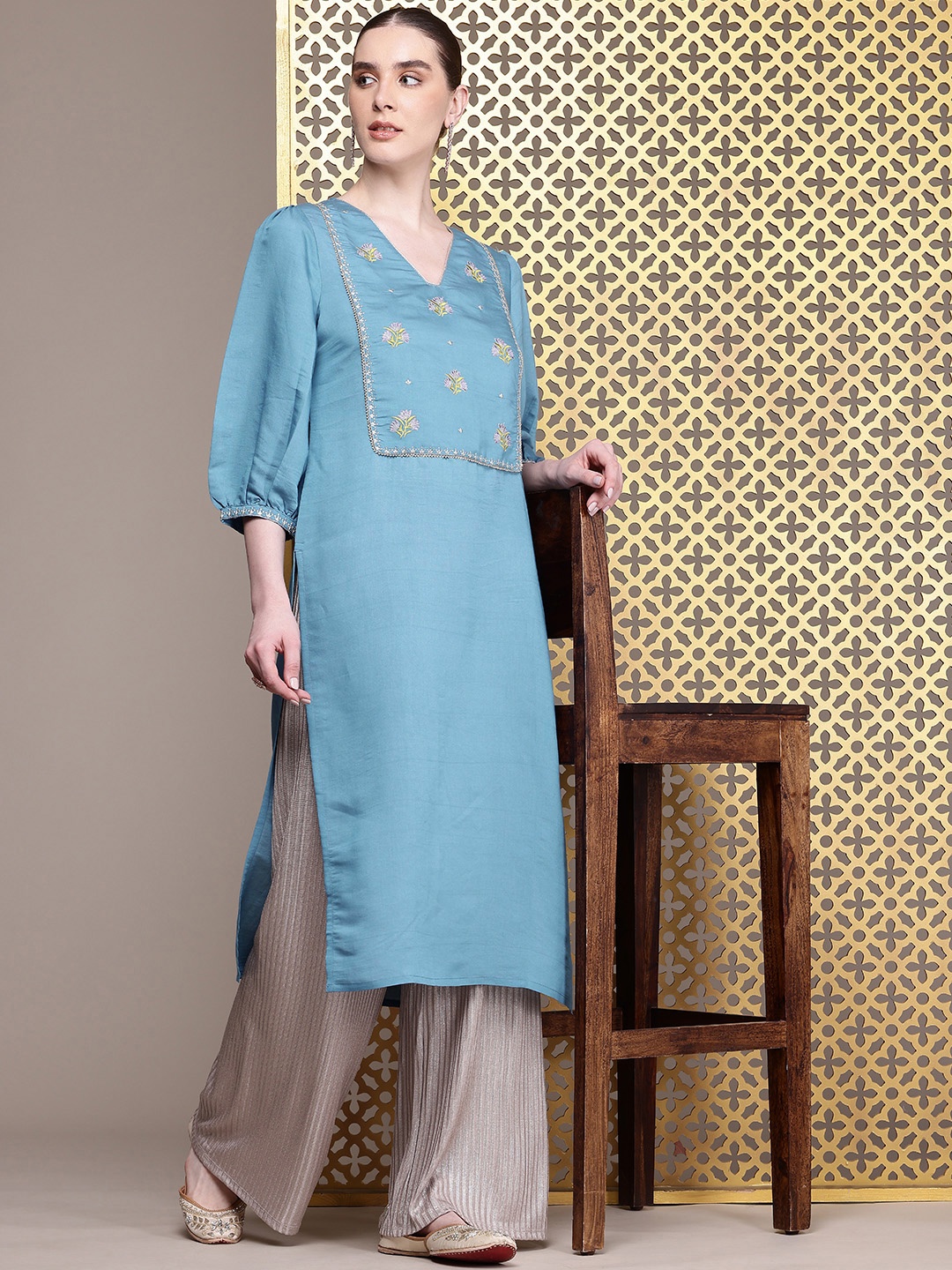 

House of Pataudi Jashn Indie Florals Yoke Design Kurta, Blue