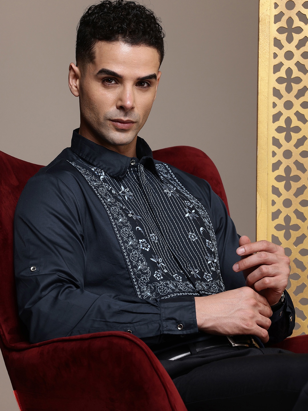 

House of Pataudi Floral Embroidered Roll-Up Sleeves Pure Cotton Party Rozana Shirt, Navy blue