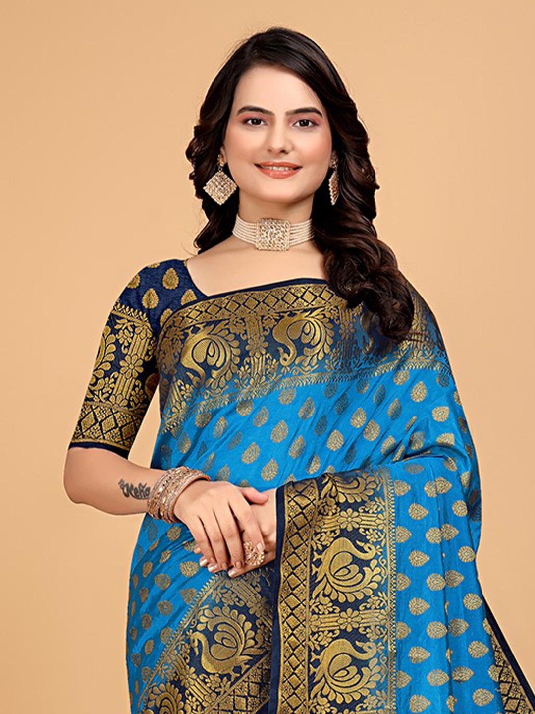 

Pionex Woven Design Zari Pure Silk Kanjeevaram Saree, Blue