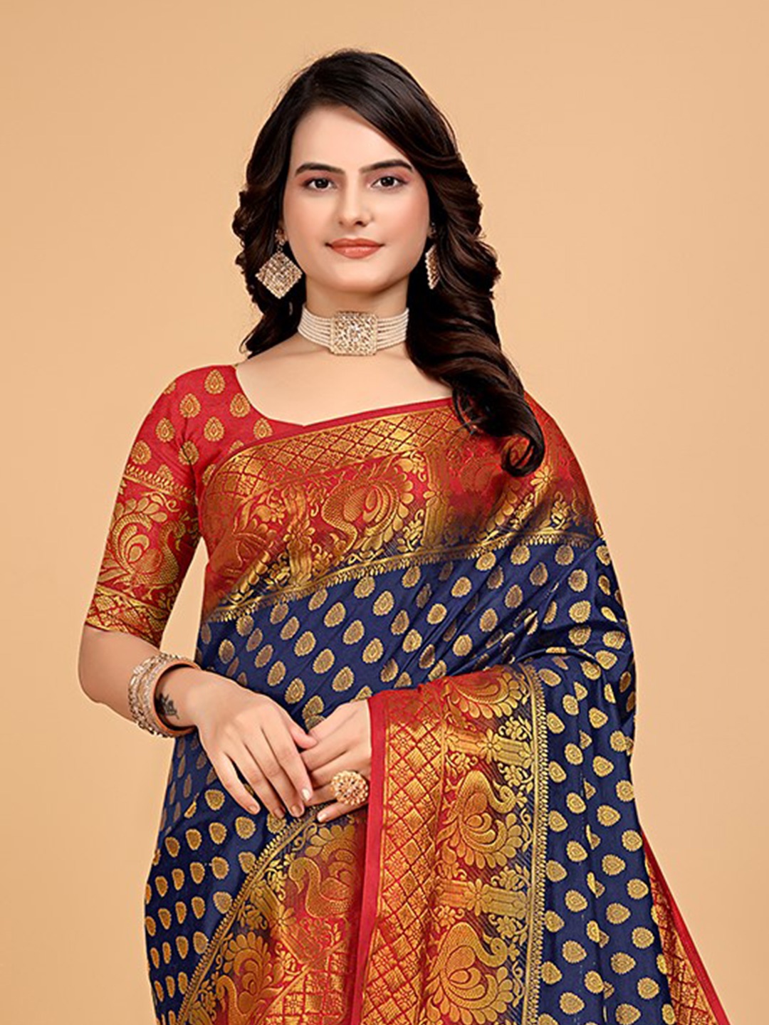 

Pionex Woven Design Zari Pure Silk Kanjeevaram Saree, Navy blue