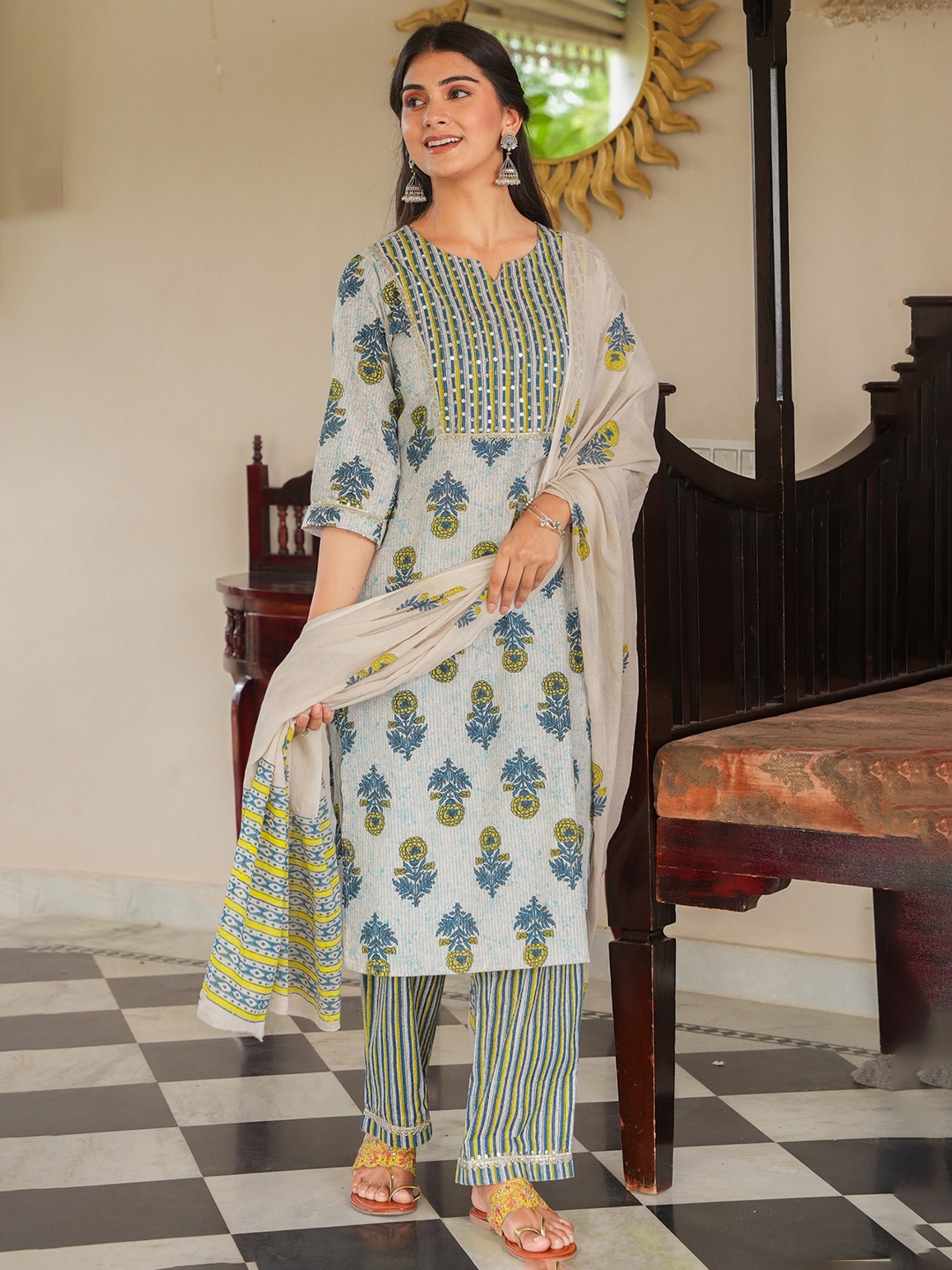 

Aramya Floral Printed Notch Neck Sequins Cotton Straight Kurta, Beige