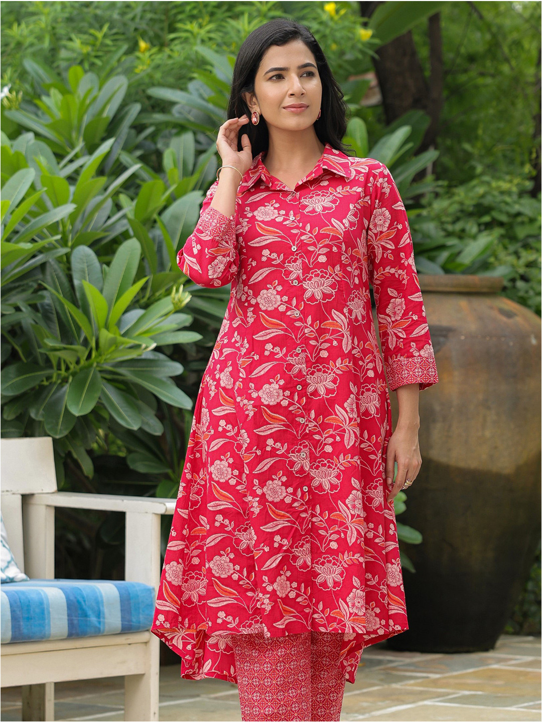 

Aramya Floral Printed Shirt Collar Pure Cotton A-Line Kurta, Red