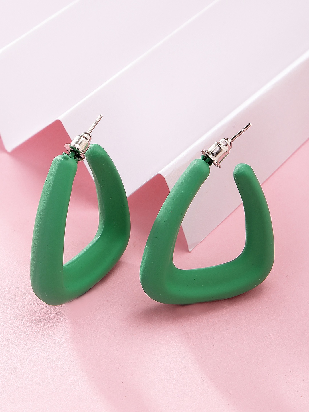 

Bohey by KARATCART Gold-Plated Contemporary Hoop Earrings, Green