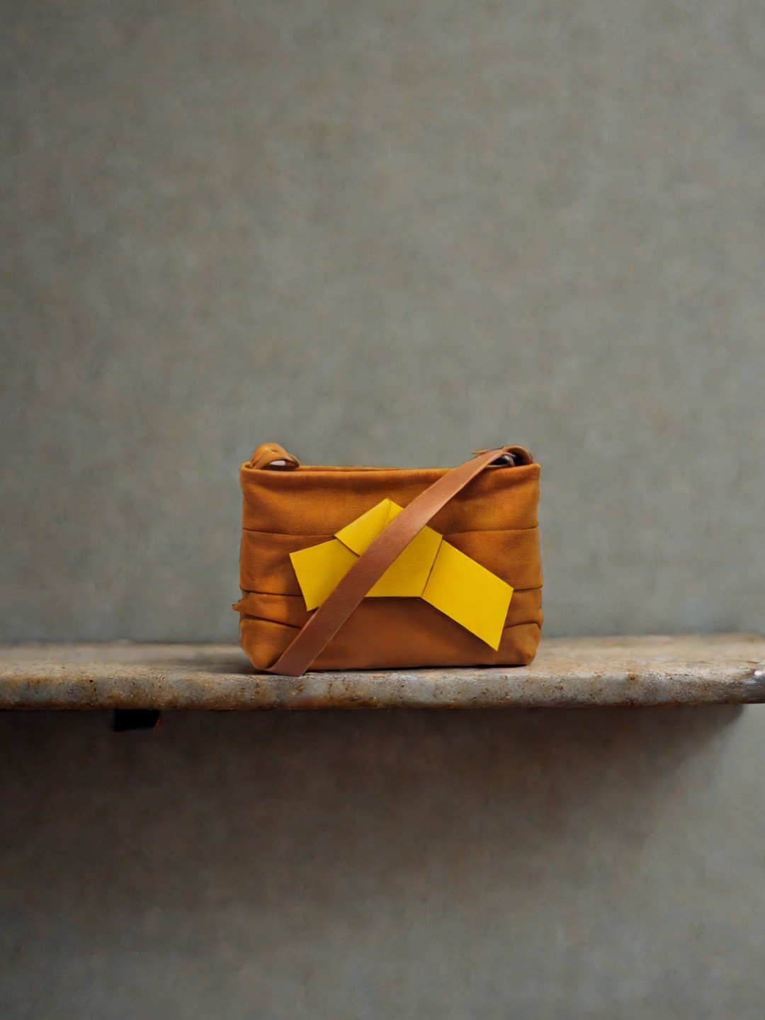 

Oddcat Colour Blocked Leather Clutch with Sling, Tan