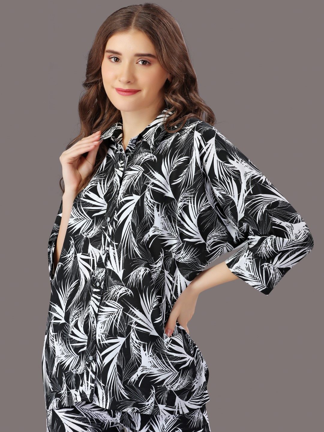 

HOUSE OF MIRA Printed Shirt & Trousers, Black