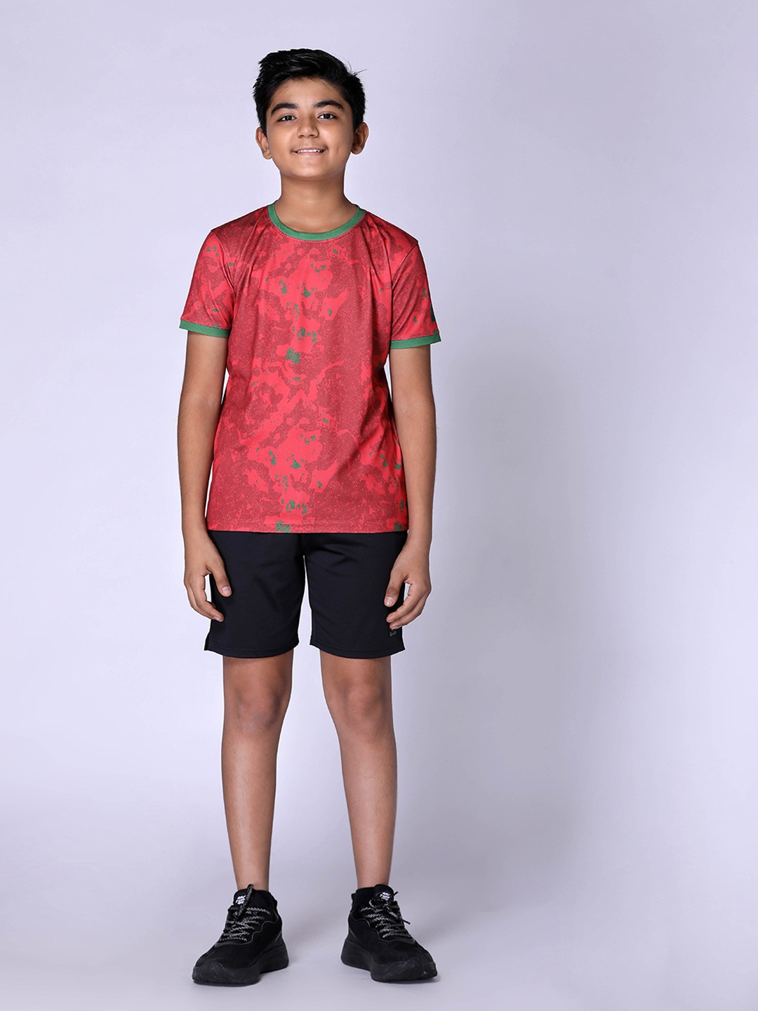 

UMILDO Boys Printed Round Neck Short Sleeves T-shirt with Shorts, Red