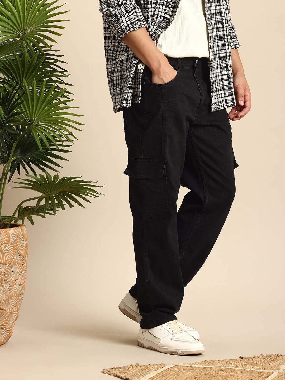 

Mast & Harbour Men Stretchable Cargo Style Jeans, Black