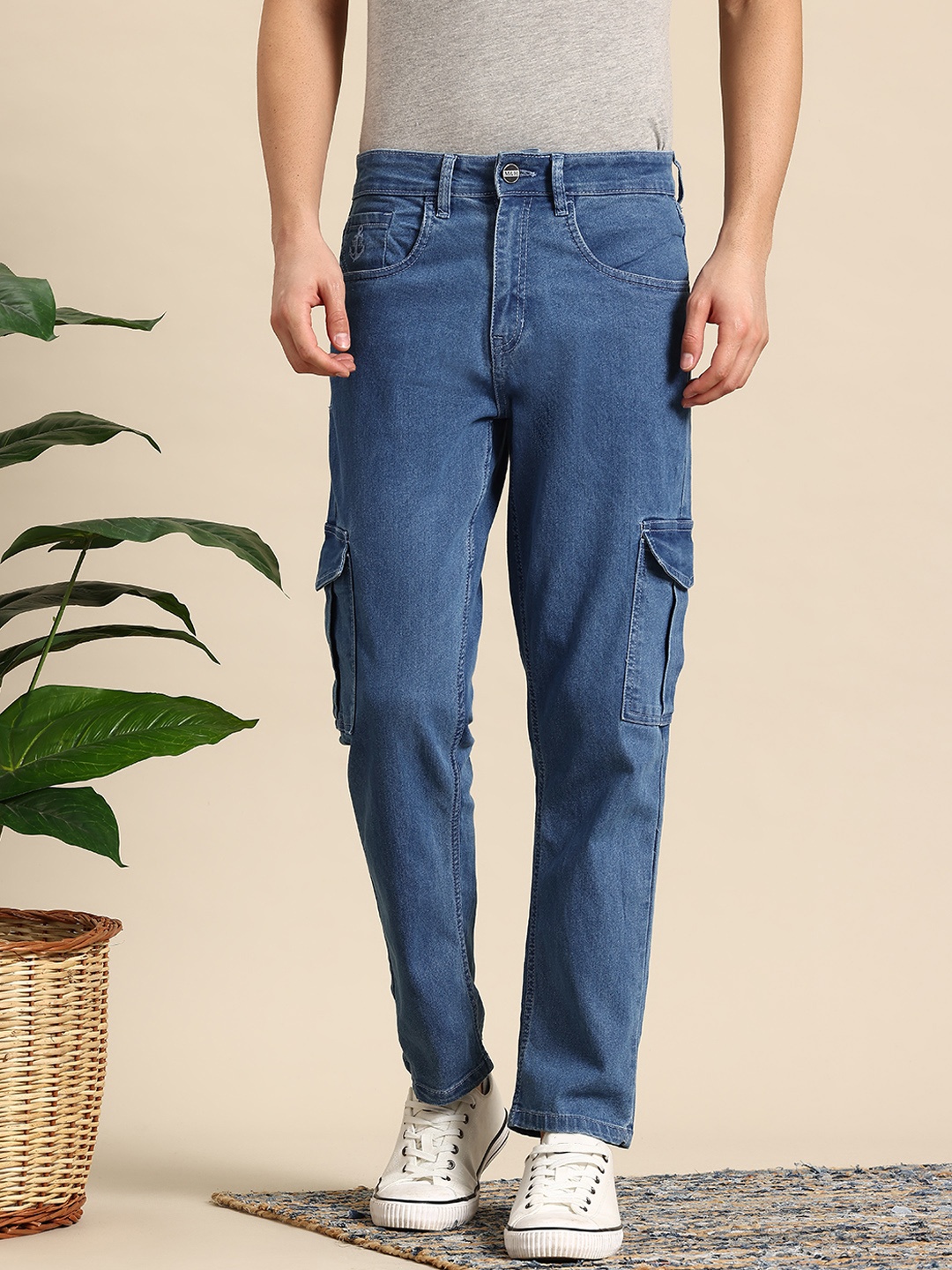 

Mast & Harbour Men Relaxed Fit Mid-Rise Cargo Style Stretchable Cropped Jeans, Blue