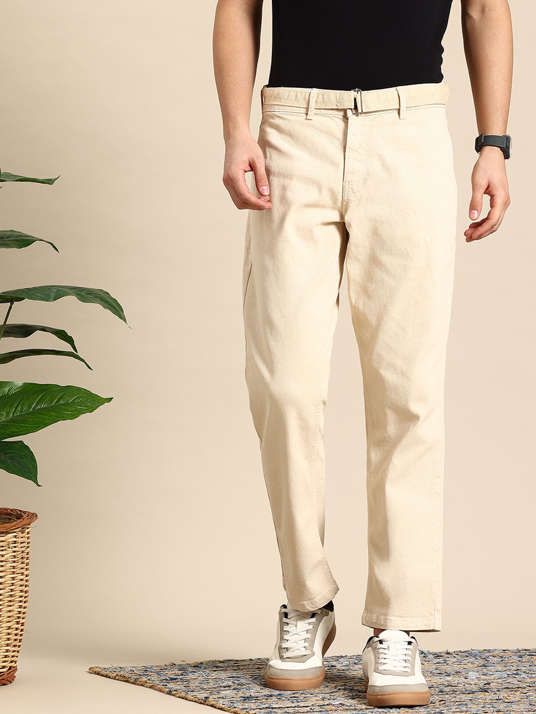 

Mast & Harbour Men Relaxed Fit Stretchable Jeans, Beige