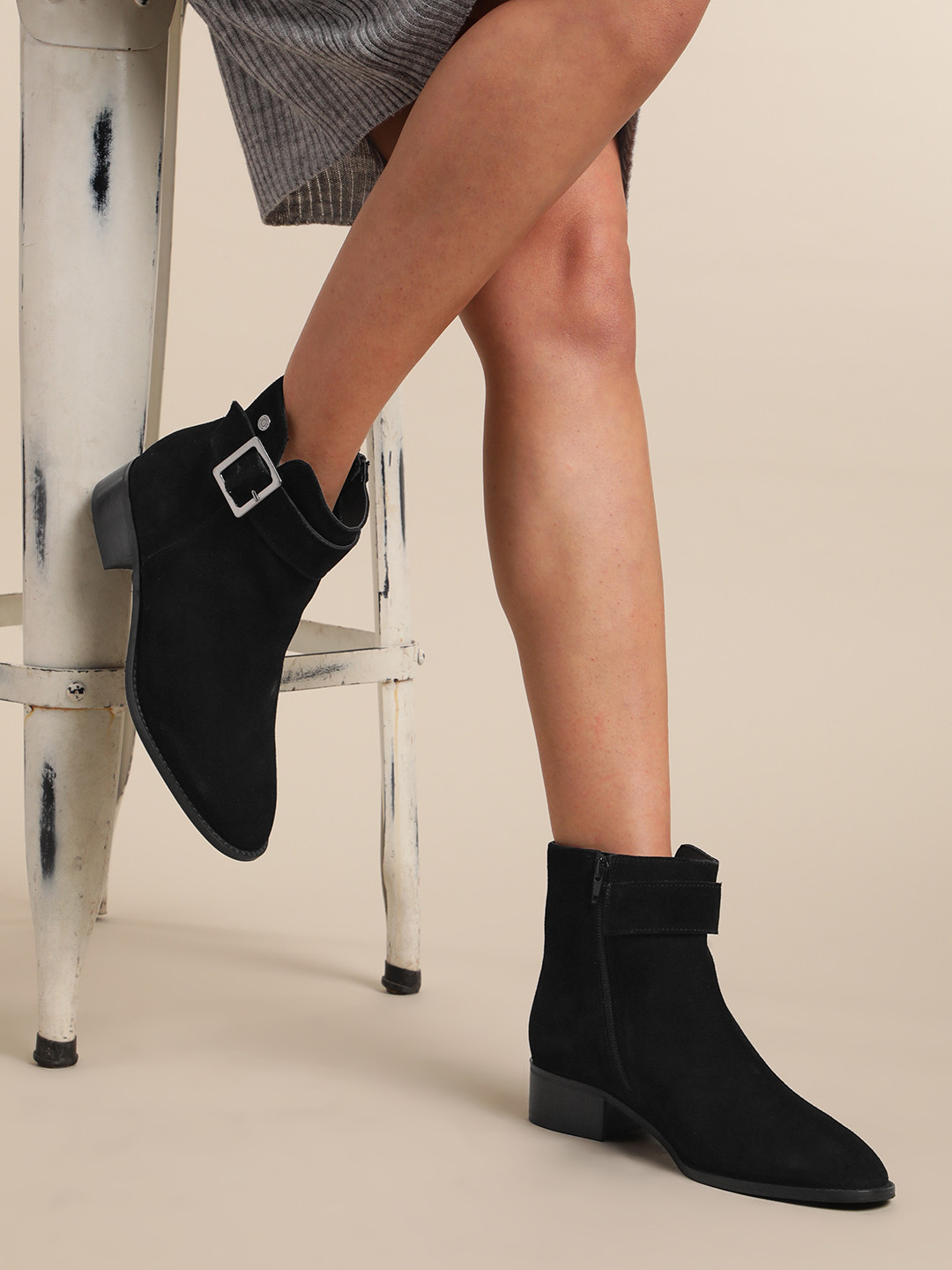 

Nautica Women Mid-Top Buckle Detail Leather Regular Boots, Black