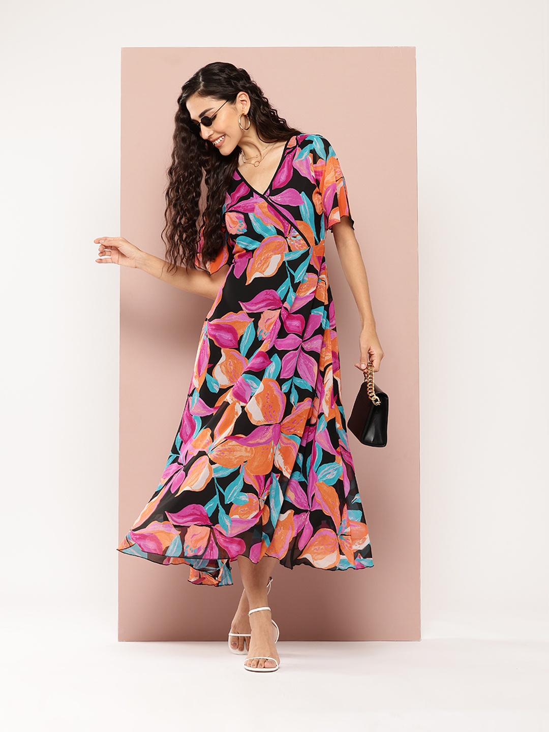 

Qurvii Floral Print Bell Sleeve Georgette A-Line Midi Dress, Magenta