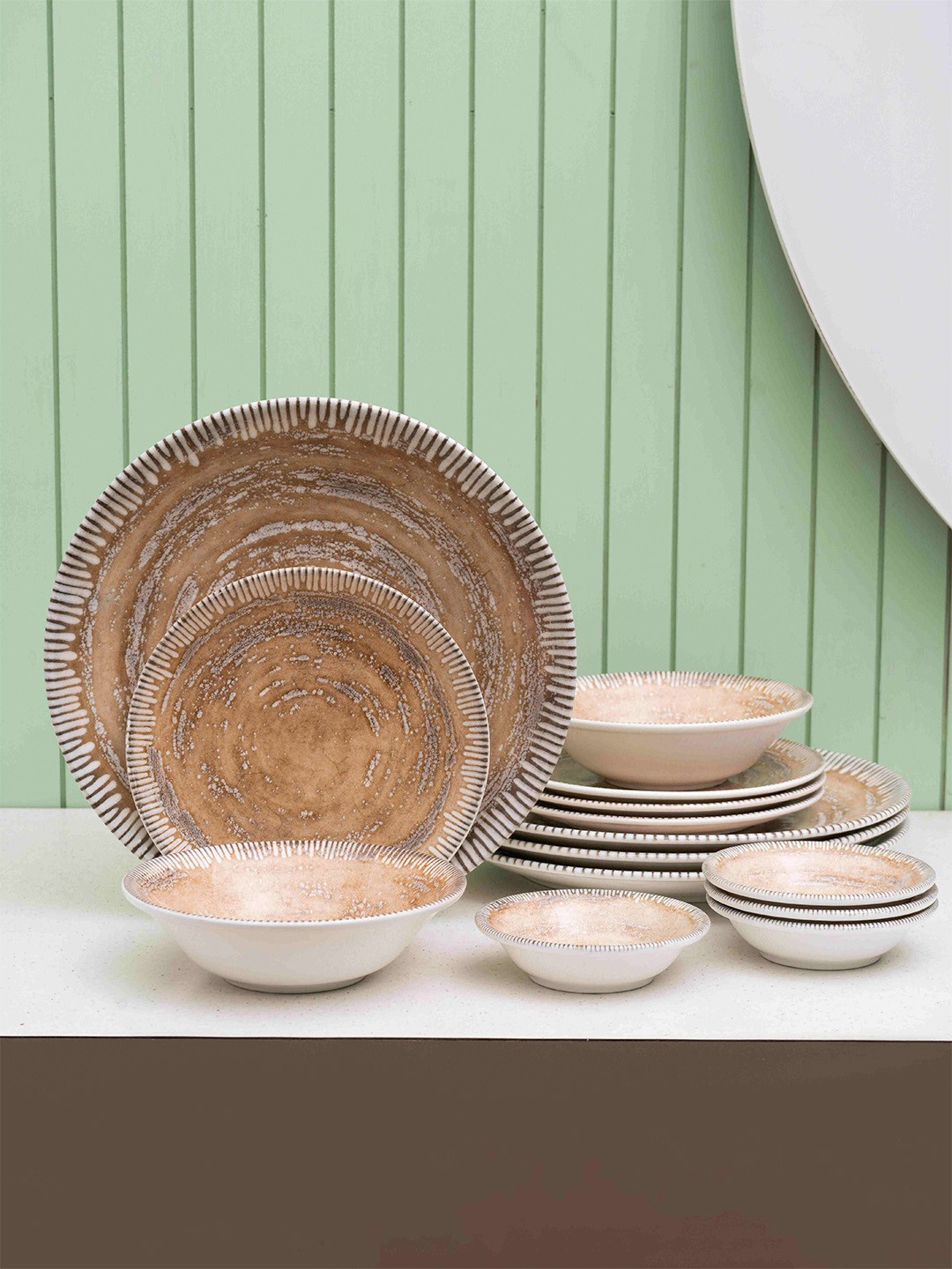 

JCPL Textures Set Of 14 Brown Printed Dinner Set
