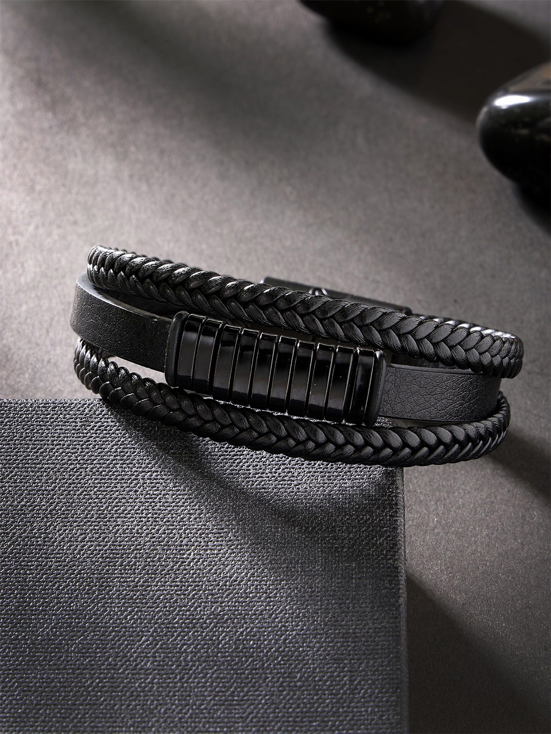 

Bohey by KARATCART Men Leather Handcrafted Multistrand Bracelet, Black