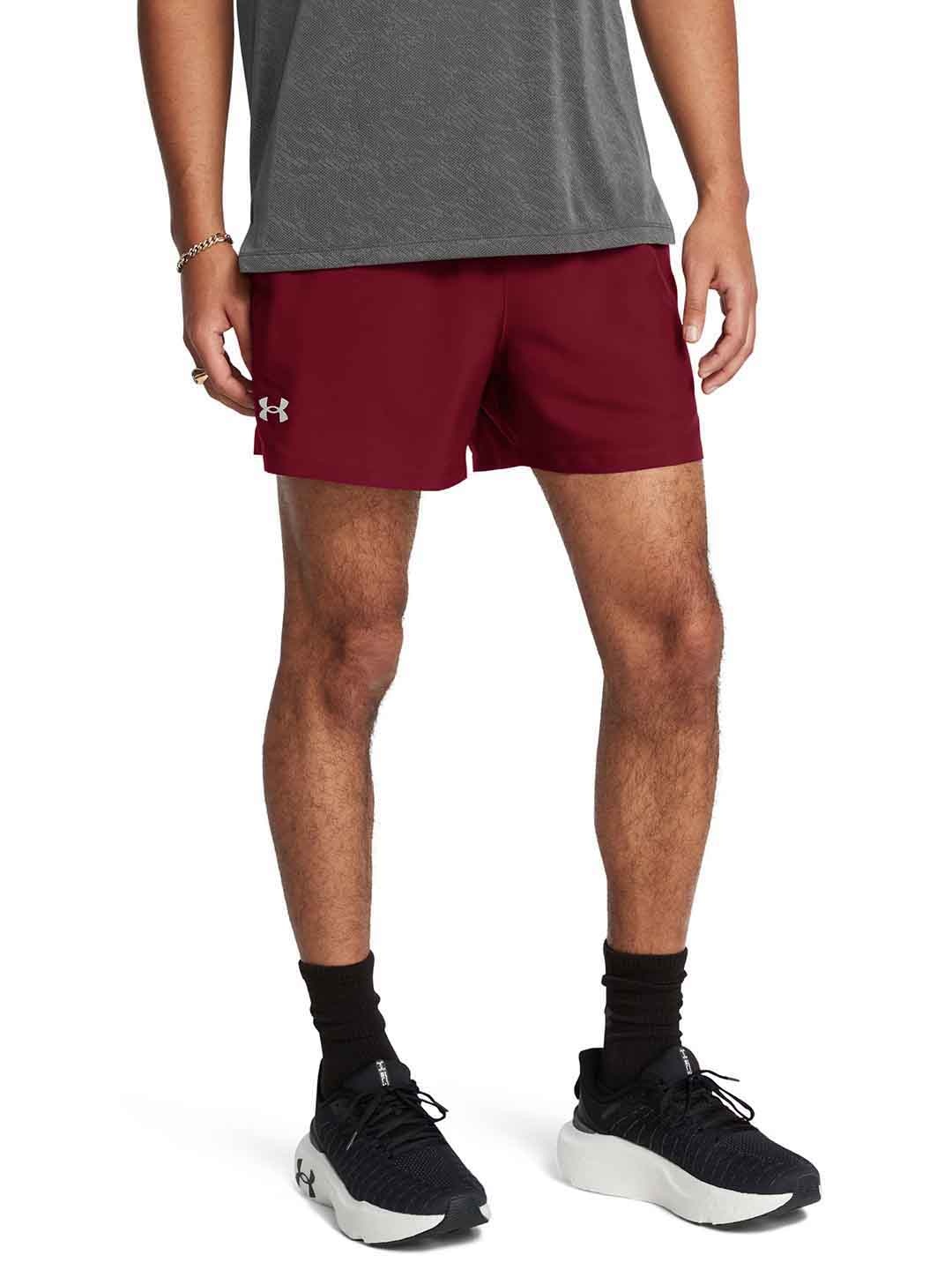 

UNDER ARMOUR Men Launch 5 Inch Shorts, Maroon