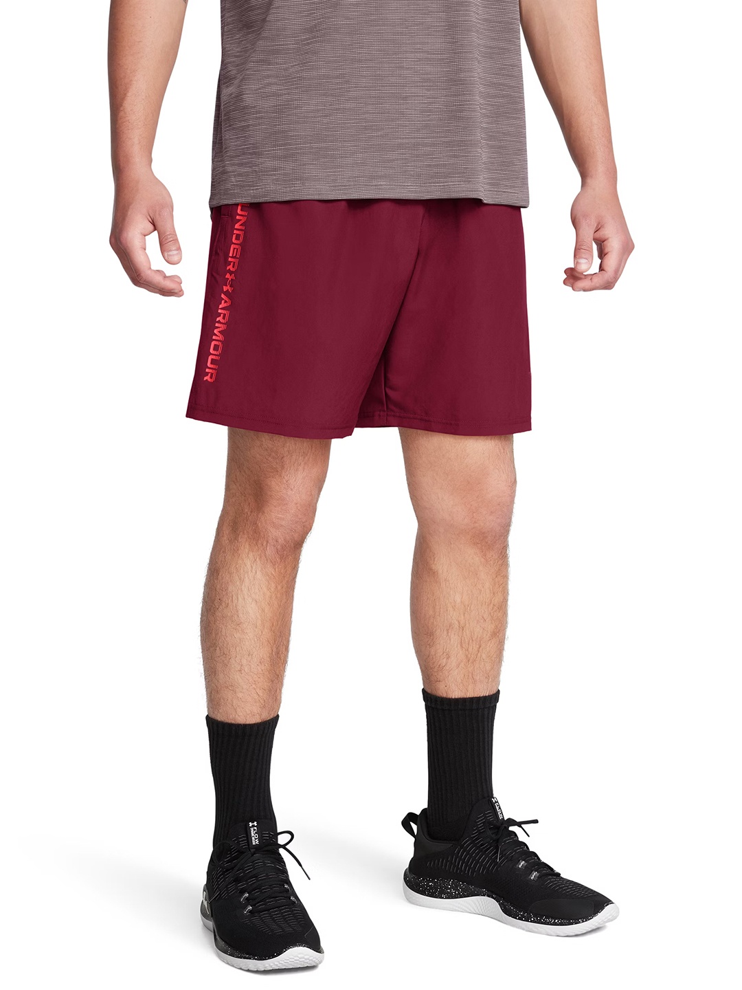 

UNDER ARMOUR Men Tech Woven Wordmark Shorts, Maroon