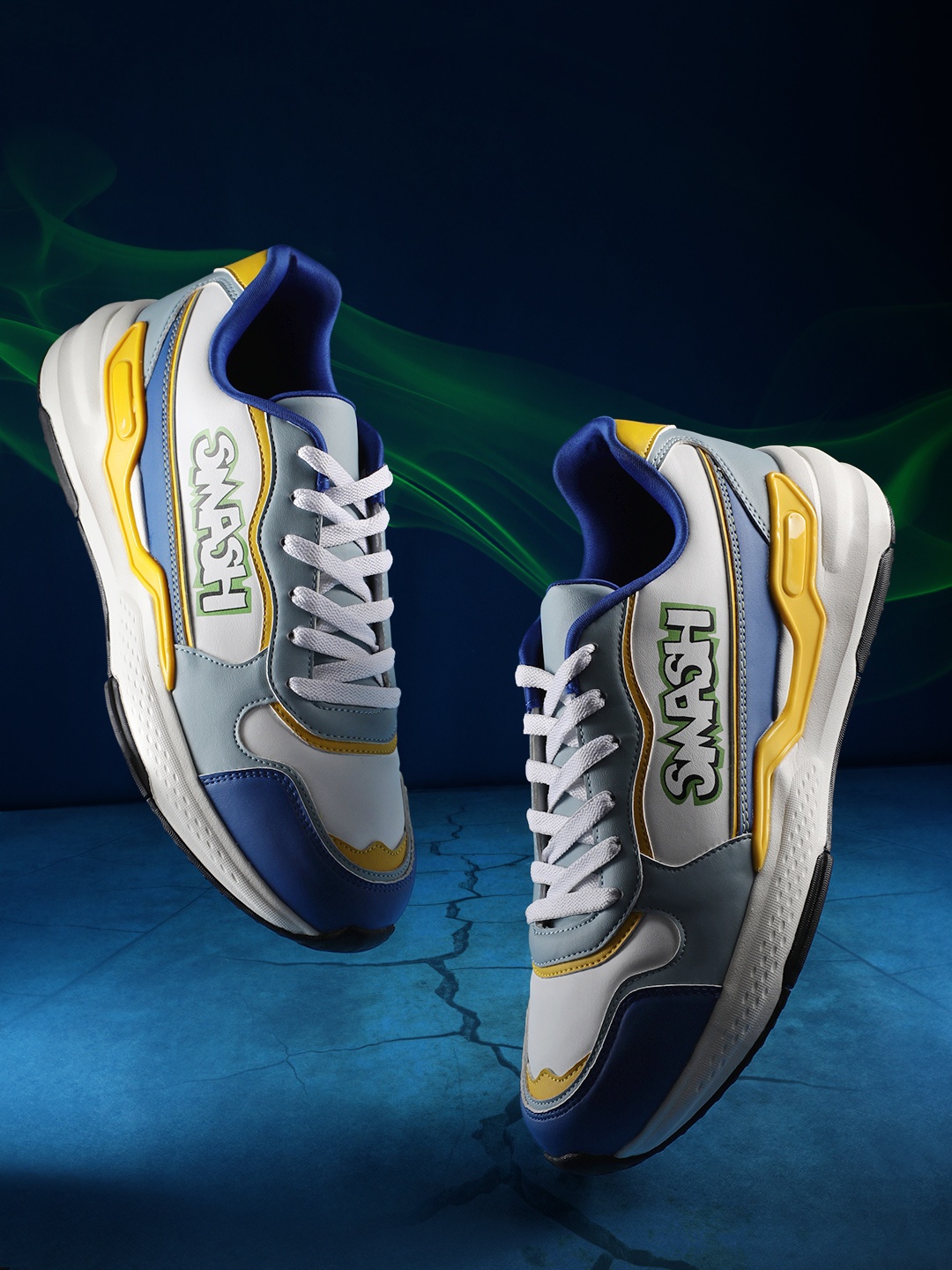 

MARVEL STREET Men Colourblocked Everyday Sneakers, White