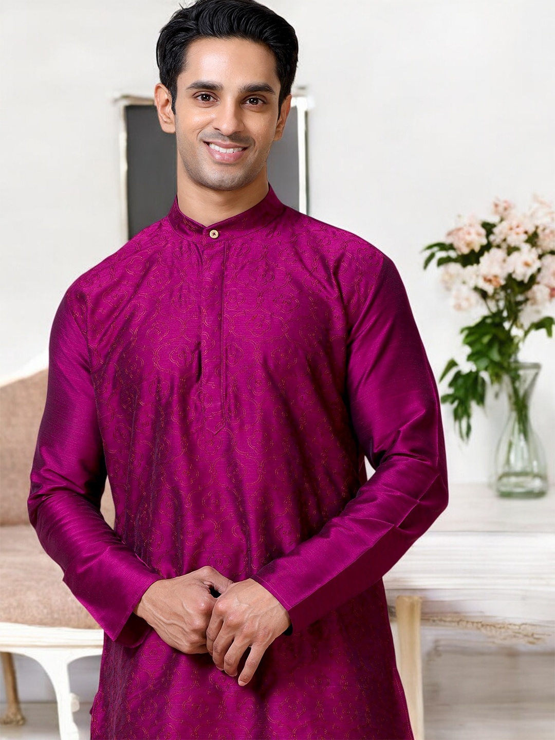 

TATTVA Men Thread Work Kurta, Purple