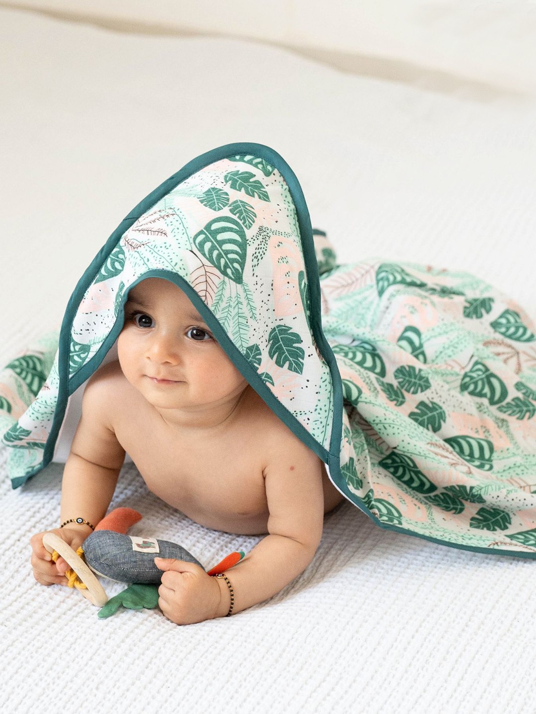 

cocoon care Sea Green & White 1 Printed Bamboo 350 GSM Bath Towel