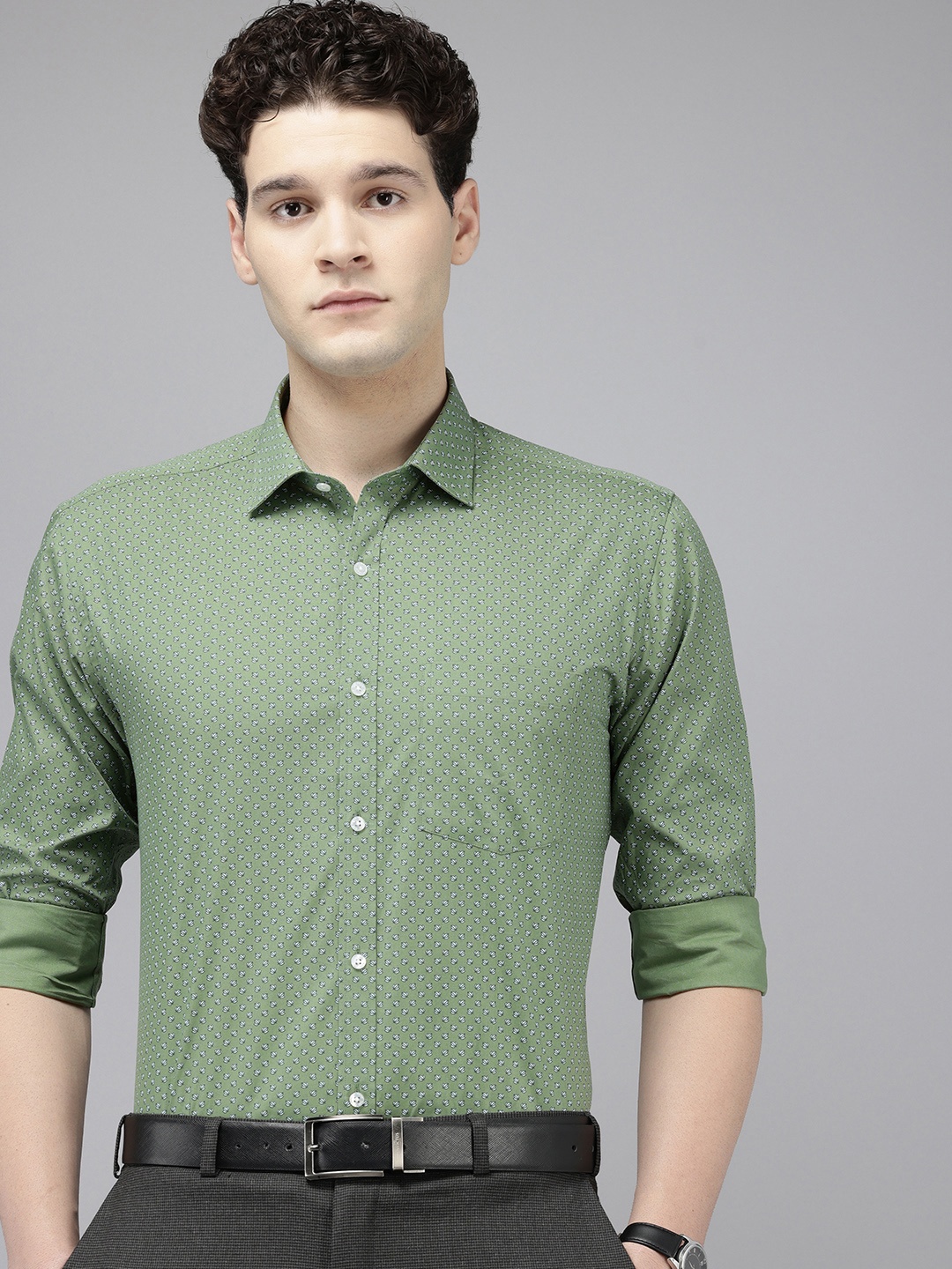 

Park Avenue Slim Fit Floral Printed Pure Cotton Formal Shirt, Green