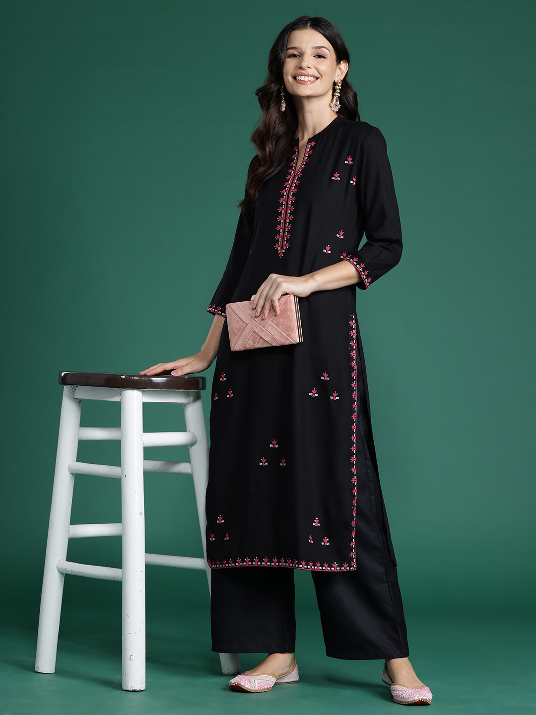 

Indo Era Women Ethnic Motifs Kutch Embroidered Thread Work Kurta, Black