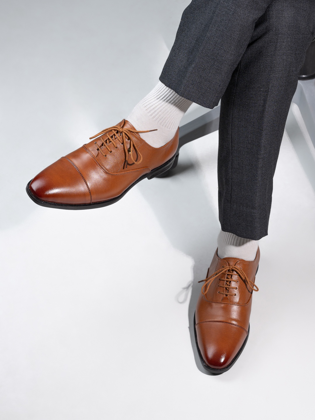 

Alberto Torresi Men Synthetic Lace Up Formal Derbys, Tan