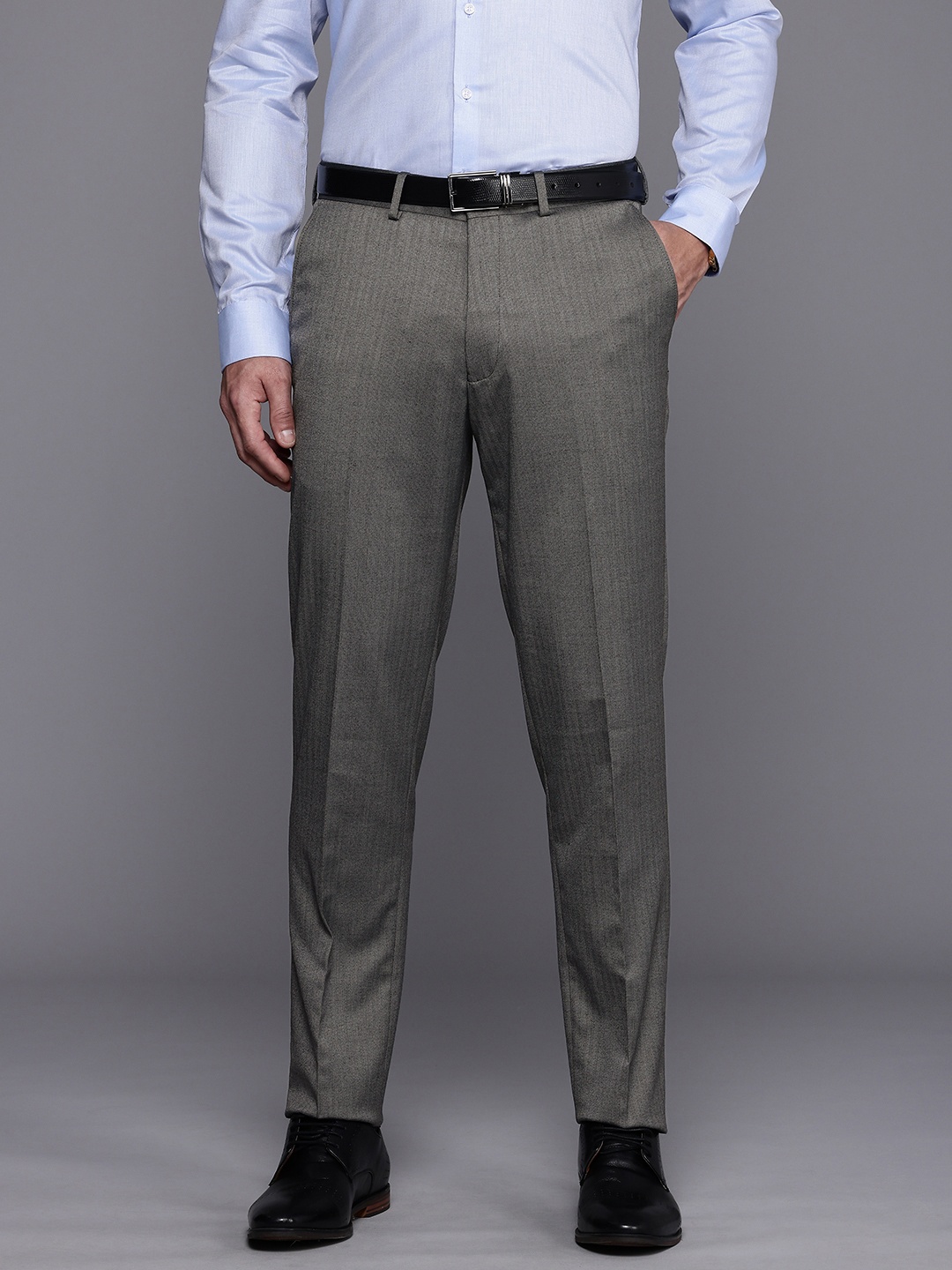 

Theme Men Smart Slim Fit Trousers, Grey
