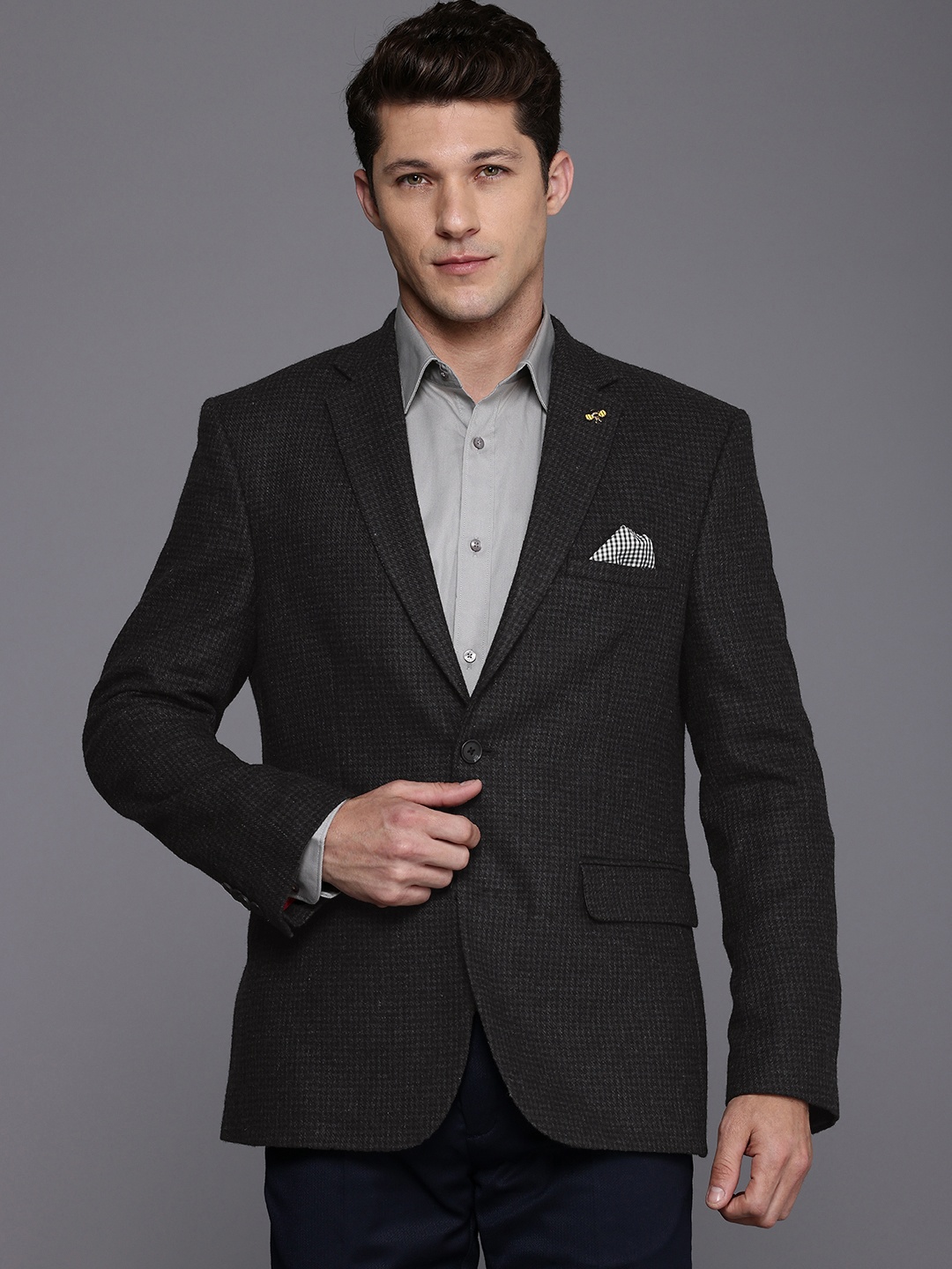 

Theme Single-Breasted Formal Blazer, Black