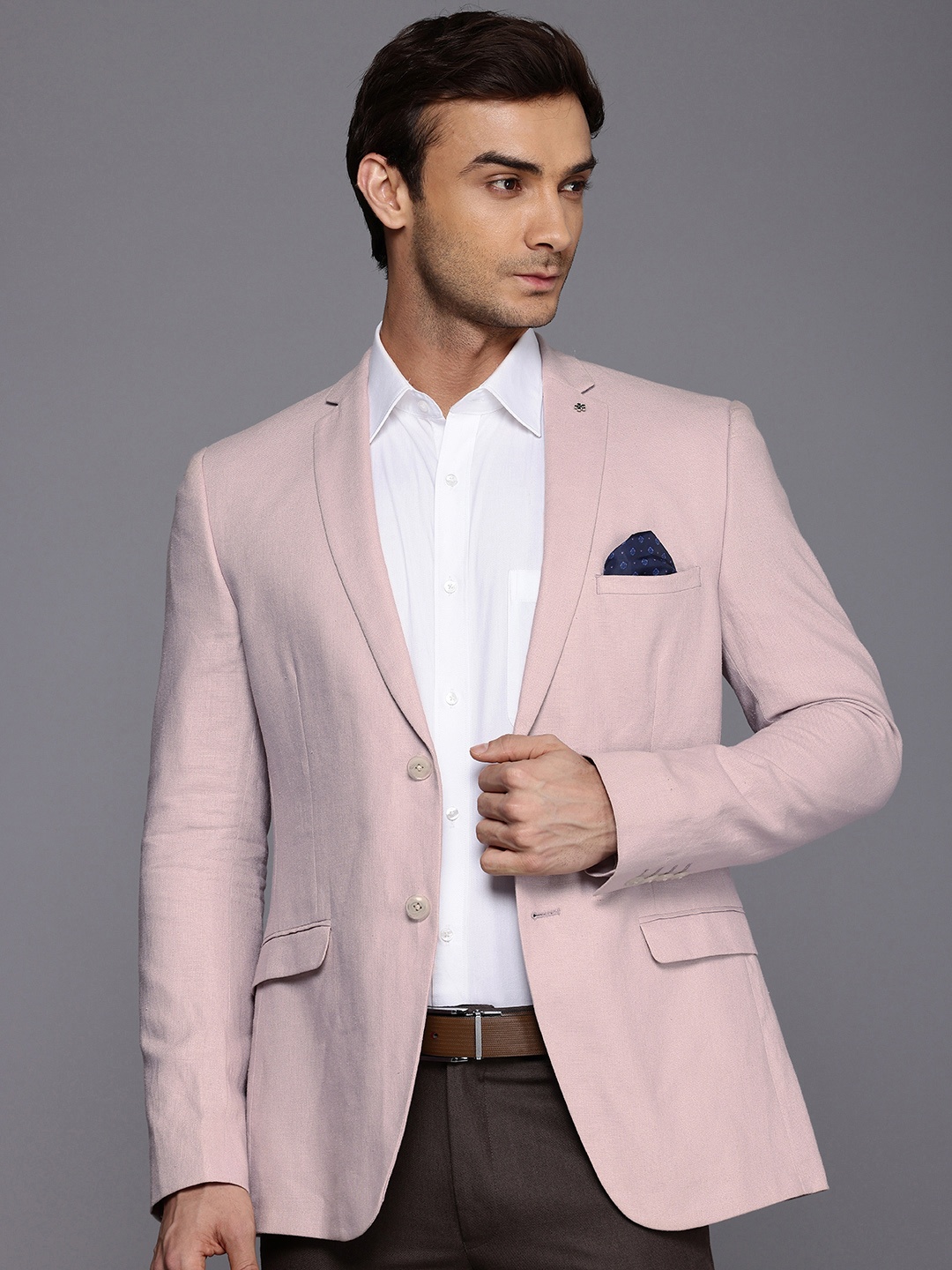 

Theme Men Solid Slim Fit Blazer, Lavender