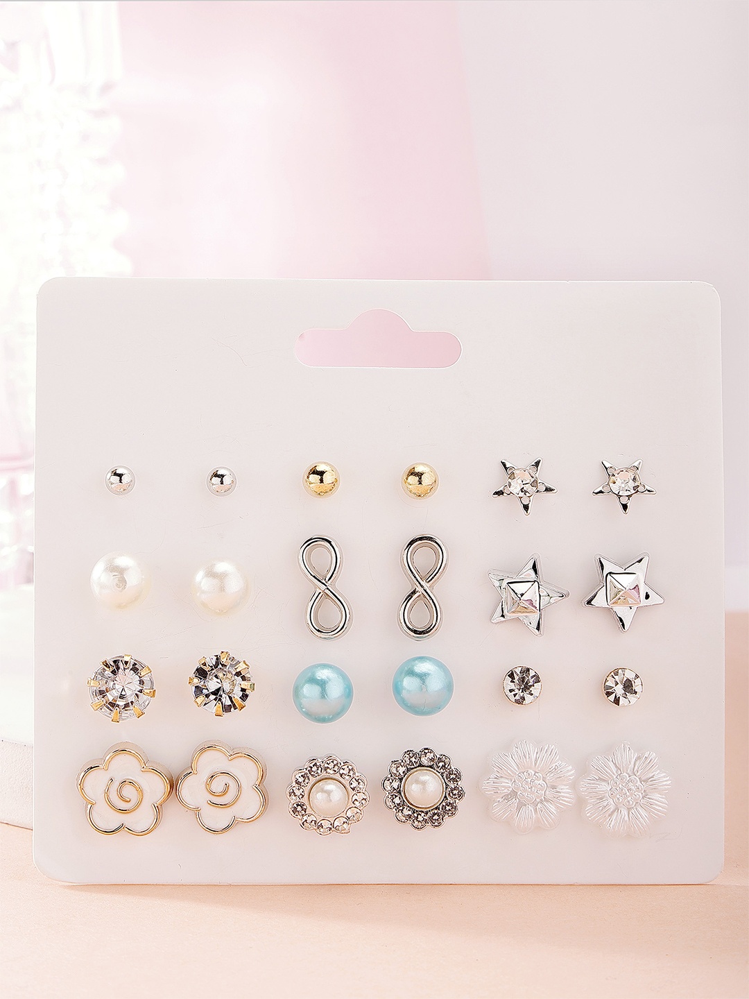 

Bohey by KARATCART Set Of 12 Contemporary Studs, Gold