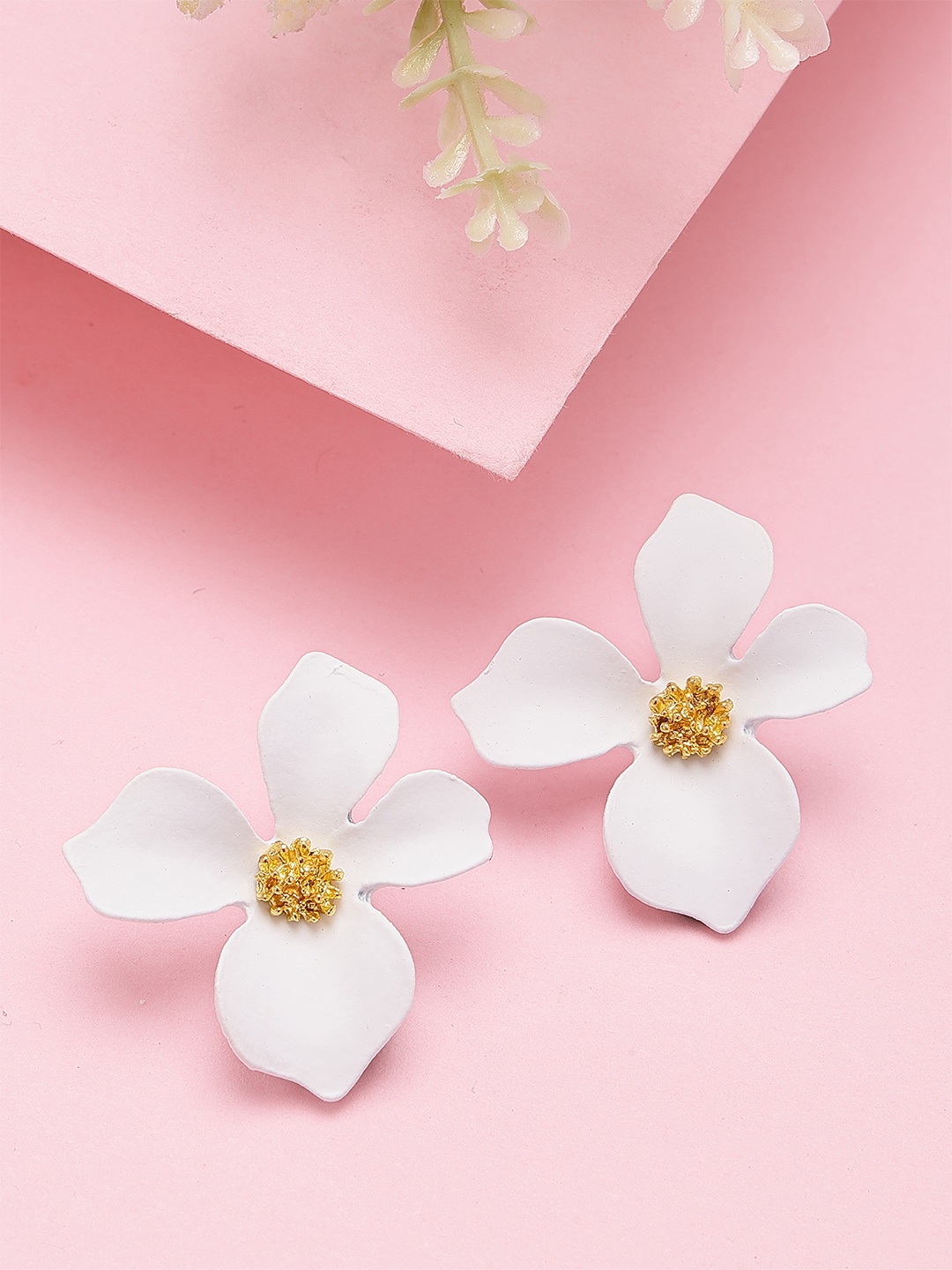 

Bohey by KARATCART Gold Plated Floral Studs, White