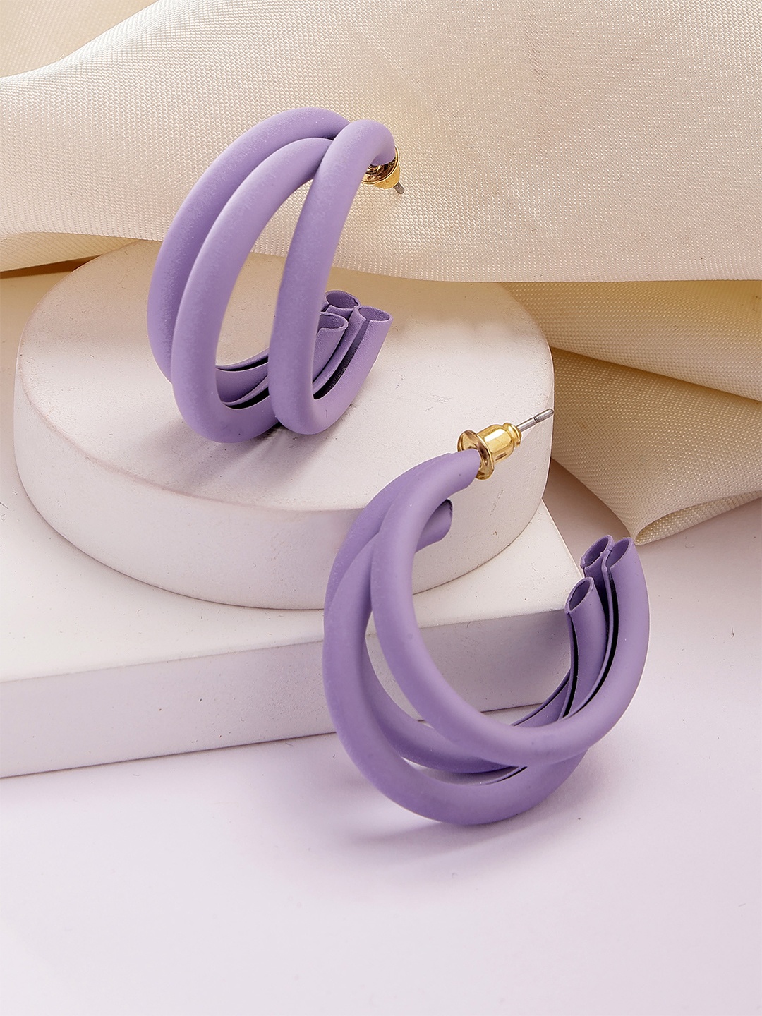 

Bohey by KARATCART Contemporary Matte Finish Half Hoop Earrings, Purple